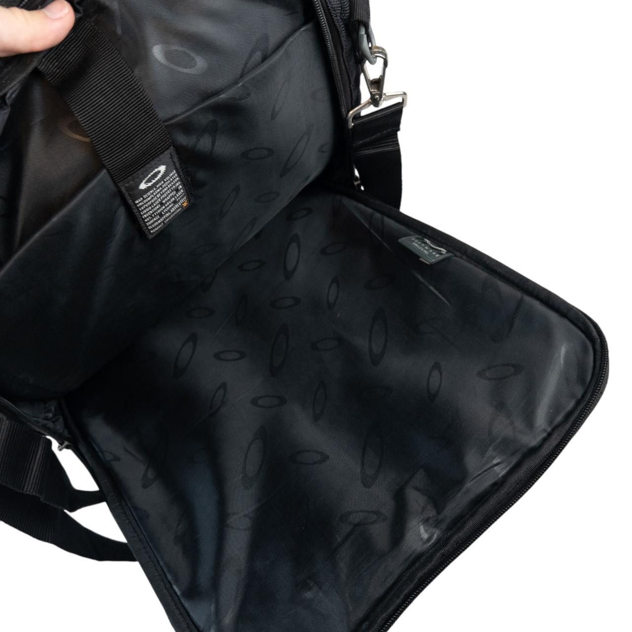 Oakley Vintage Oakley Crossbody Laptop Bag Size ONE SIZE - 4 Thumbnail