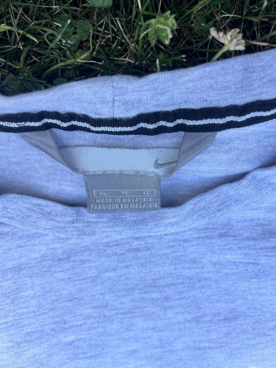 Nike × Vintage Vintage 2000s Nike tee XL Size US XL / EU 56 / 4 - 3 Thumbnail