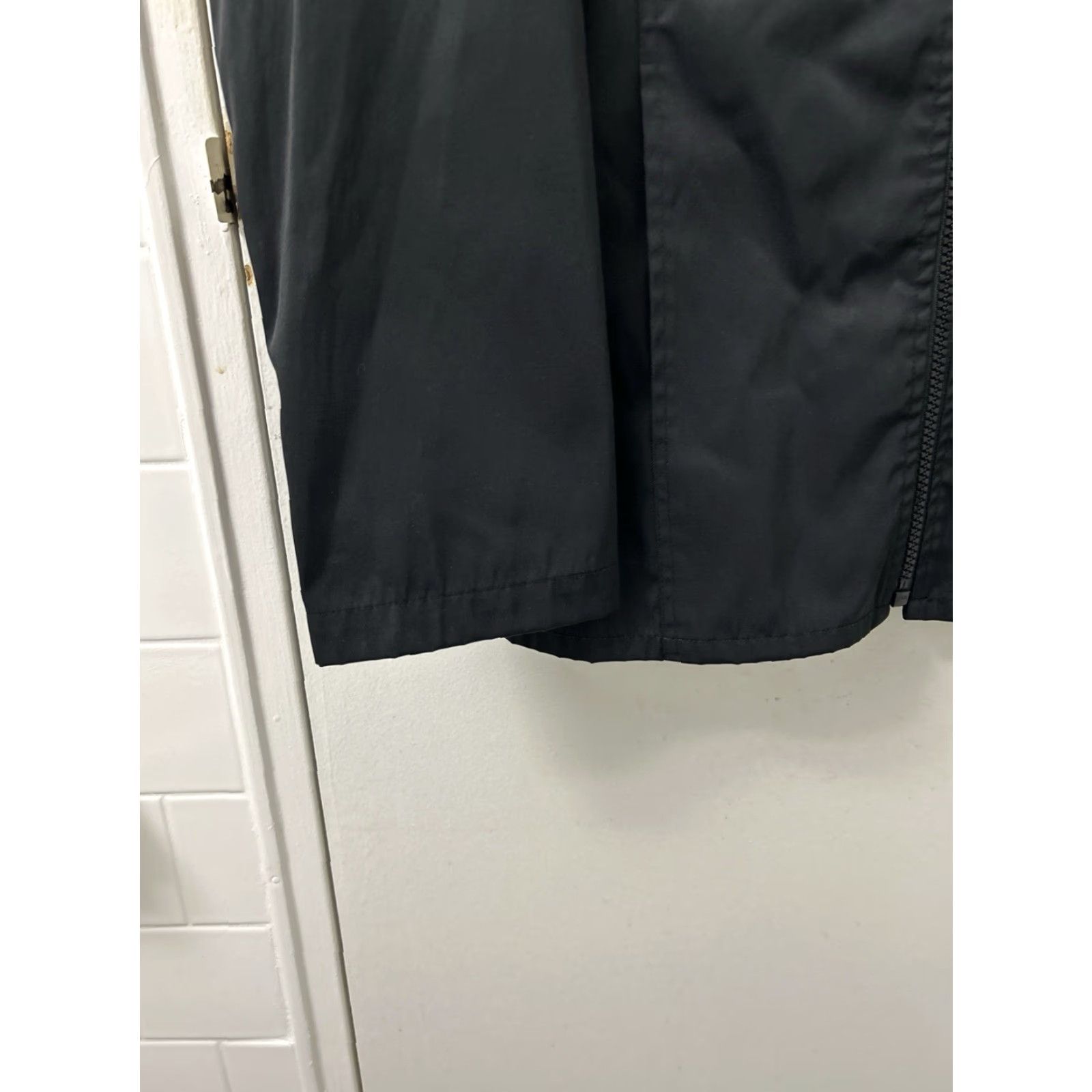 Banana Republic Banana Republic Jacket Womens Sz S Black Lightweight Full Zip Coat Size S / US 4 / IT 40 - 6 Thumbnail