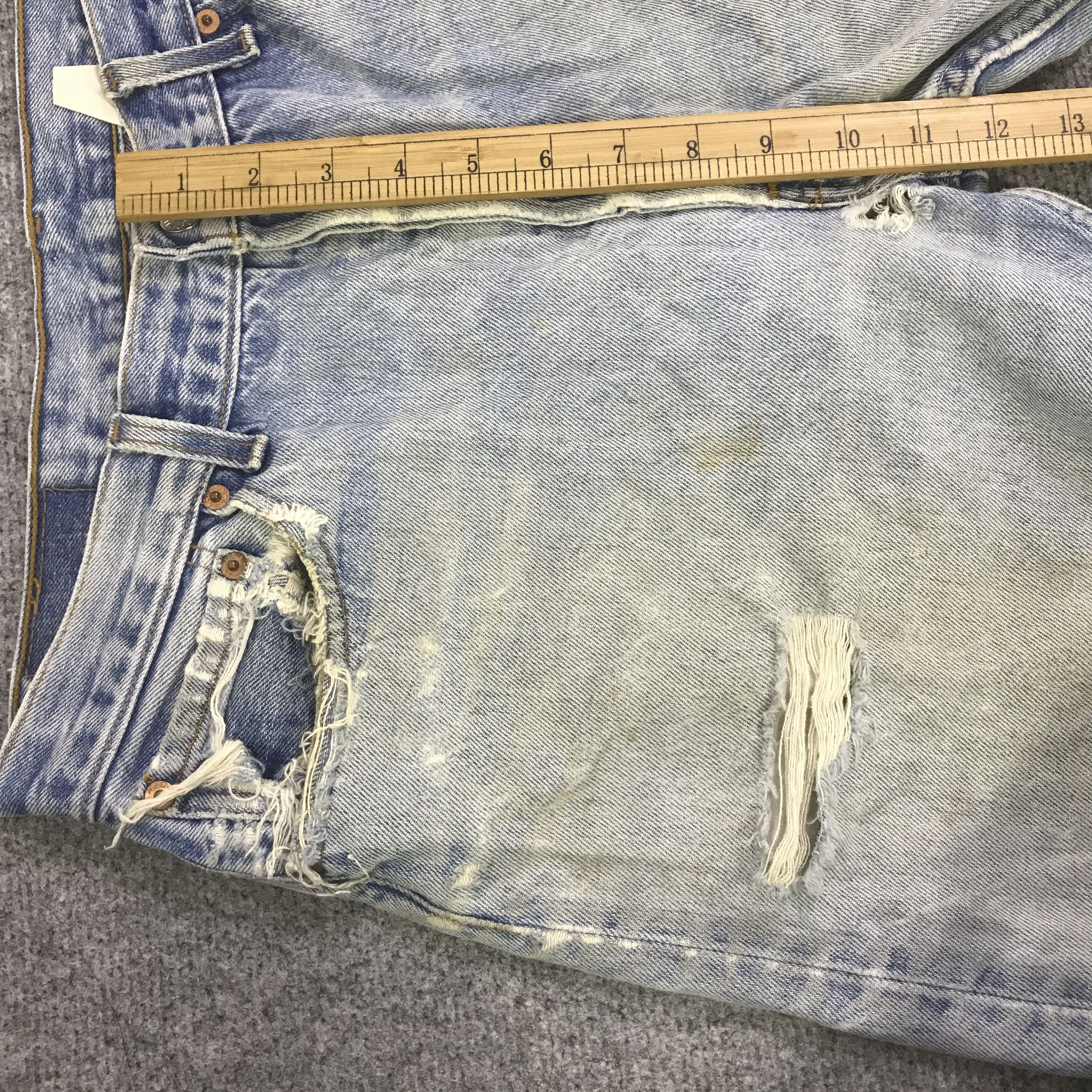 Levi's Vintage Clothing Vintage Levi’s 501 distressed denim shorts K130B9 Size US 30 / EU 46 - 9 Thumbnail