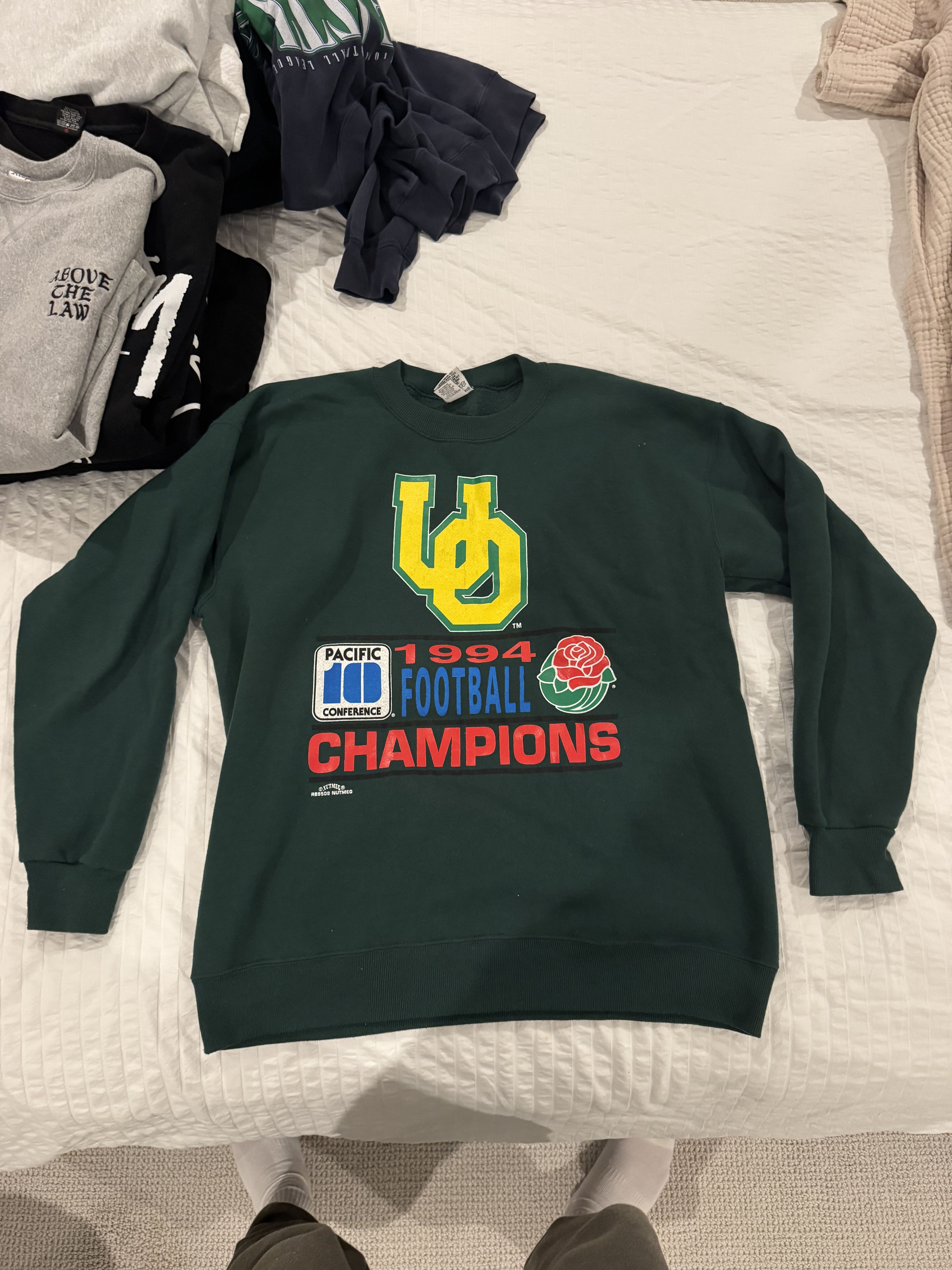 Nutmeg *Vintage/Rare* Oregon Ducks 1994 Pac-10 Champions Sweatshirt Size US XL / EU 56 / 4 - 1 Thumbnail