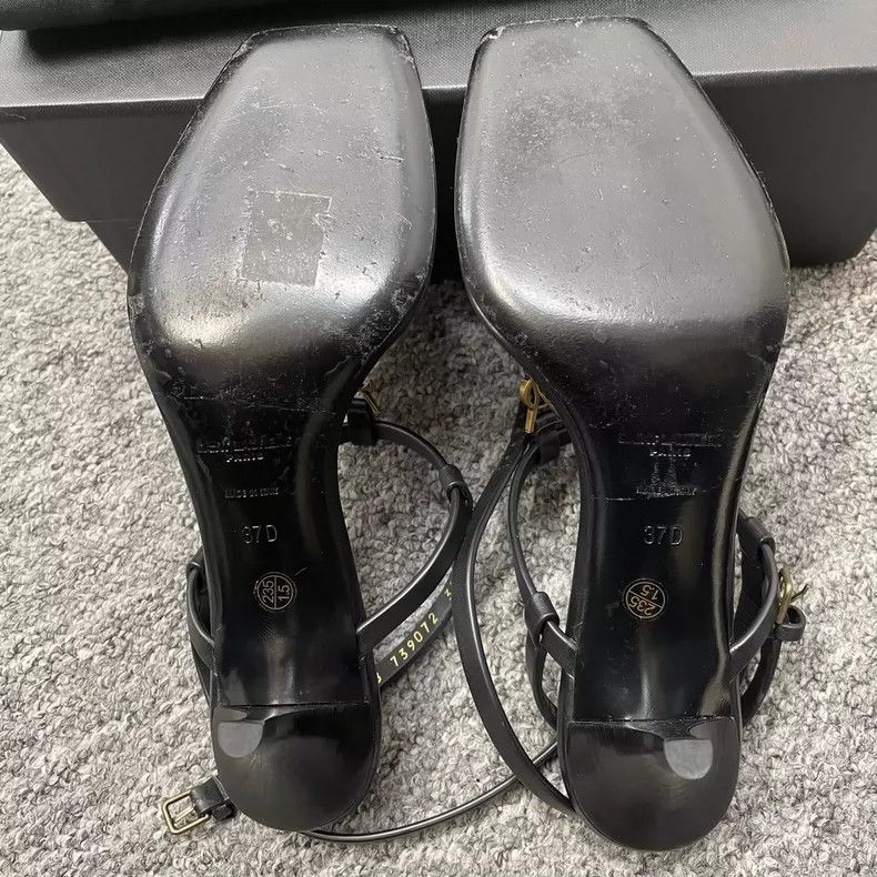 Saint Laurent Paris Saint Laurent ParisLeather gold-tone monogrammed square-to Size US 6.5 / IT 36.5 - 3 Thumbnail