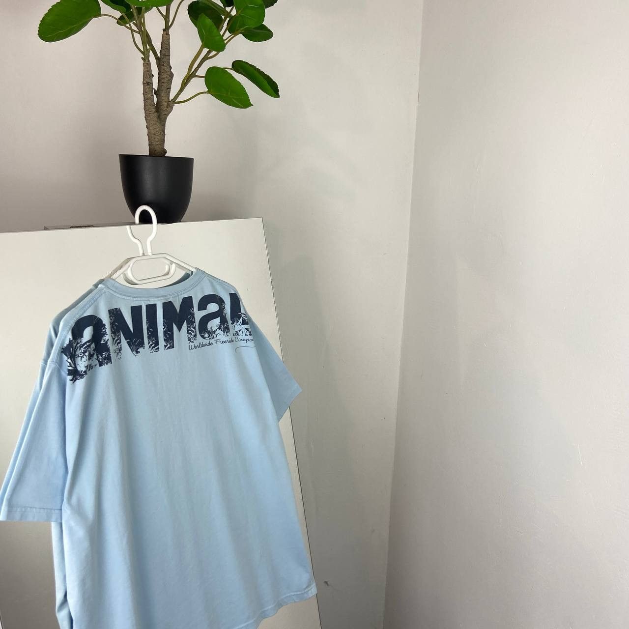 Vintage Animal Vintage Center Big Logo T-Shirt Streetwear Style Size US XXL / EU 58 / 5 - 1 Thumbnail