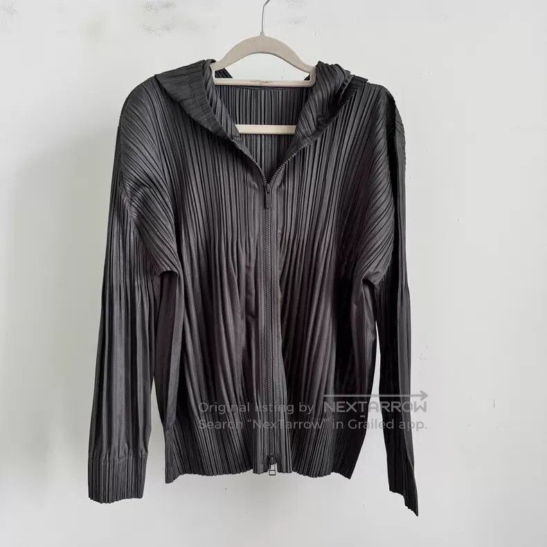 Issey Miyake Issey Miyake Black Coat Size XL / US 12-14 / IT 48-50 - 1 Thumbnail