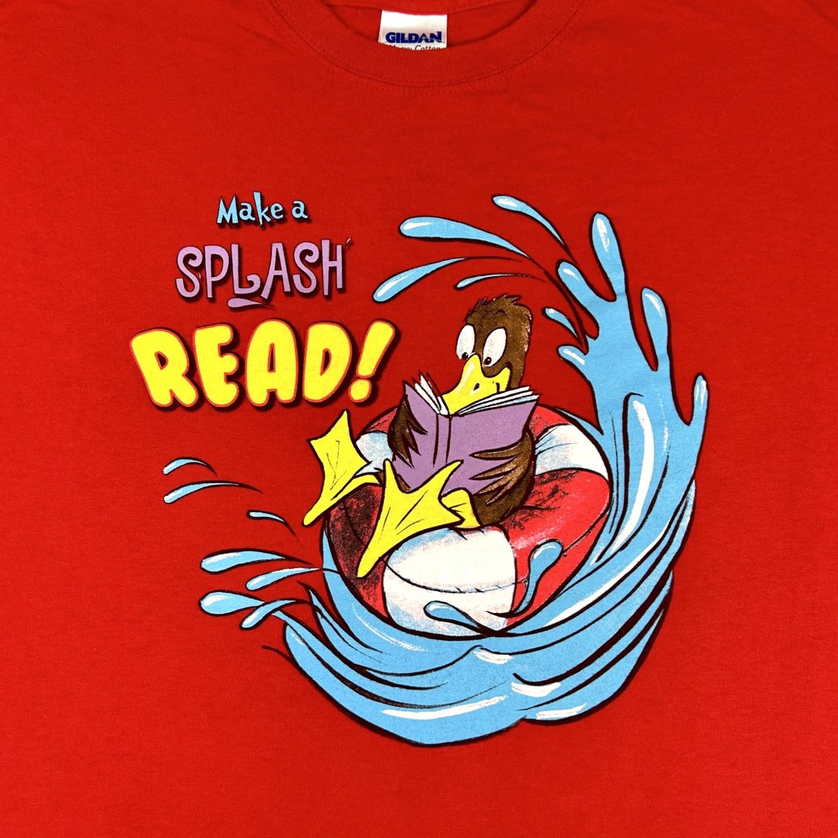 Gildan VINTAGE MAKE A SPLASH READ CARTOON T-Shirt XL red Men Short Sleeve Cotton 80s 90s NYC Public Library Nike Size US XL / EU 56 / 4 - 2 Thumbnail