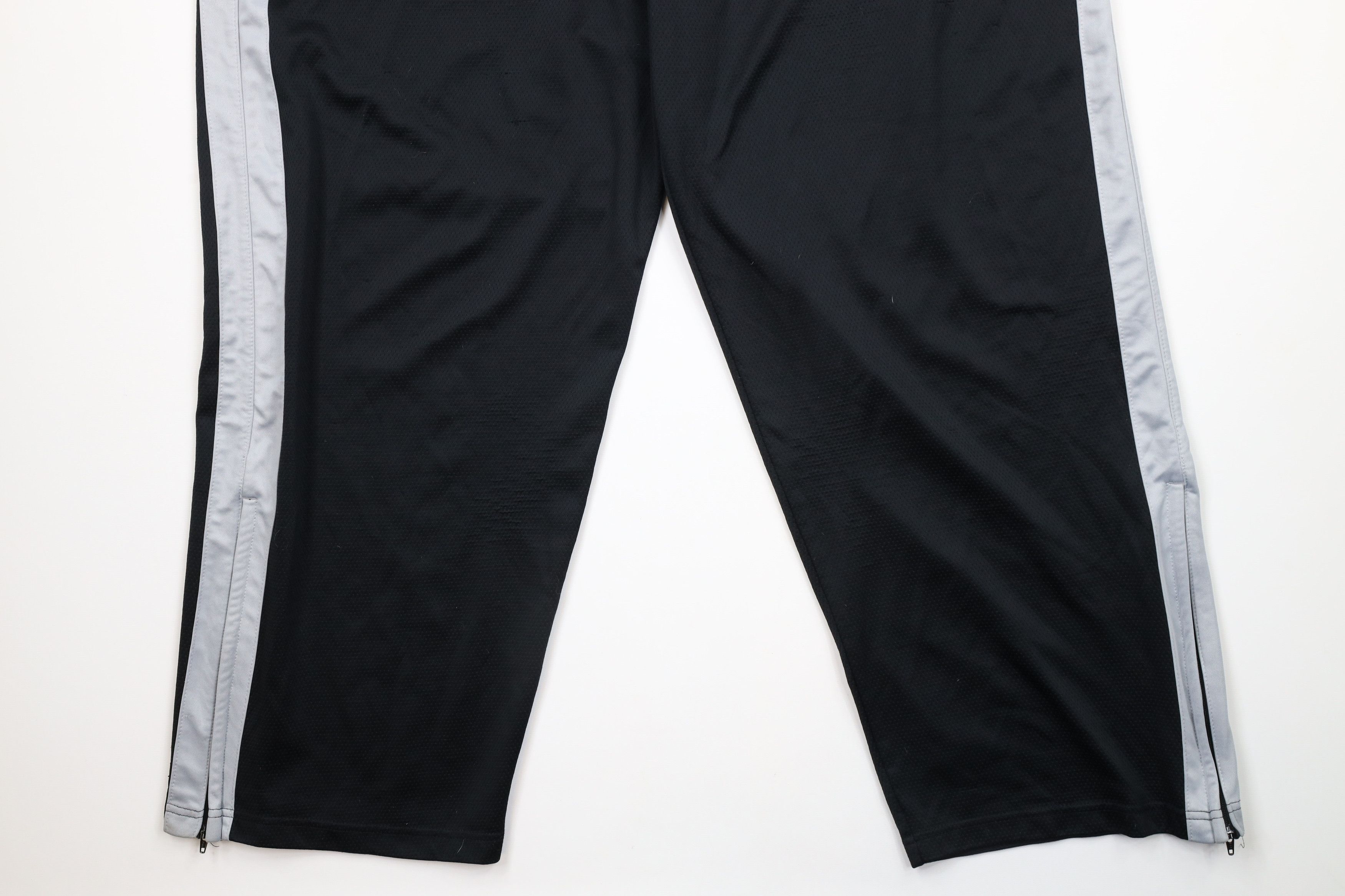 Nike × Vintage Vintage Nike Scott Mini Swoosh Wide Leg Sweatpants Black Size 40 - 4 Thumbnail