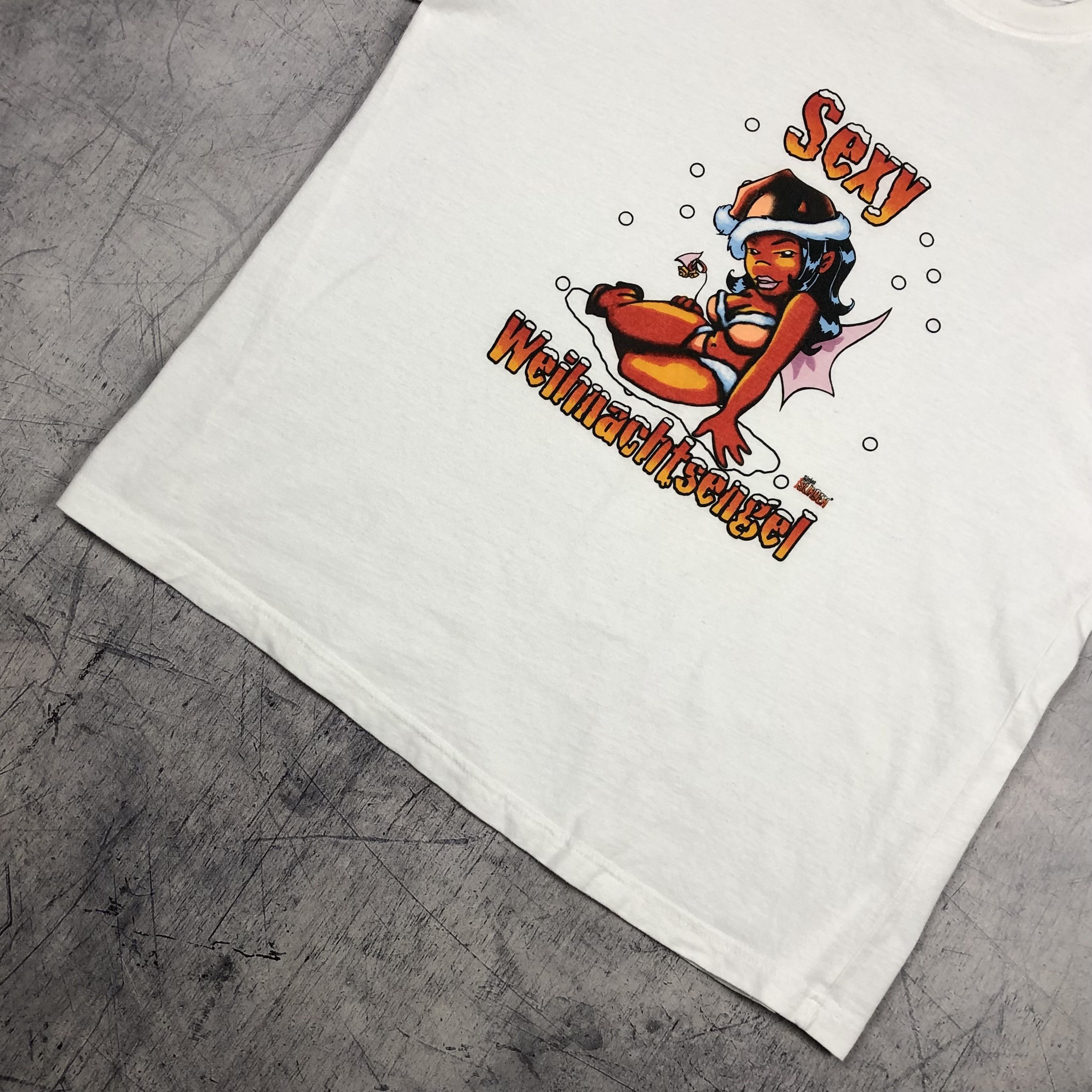 Vintage Y2K Sexy Hot Christmas Angel Tee Size US M / EU 48-50 / 2 - 6 Thumbnail