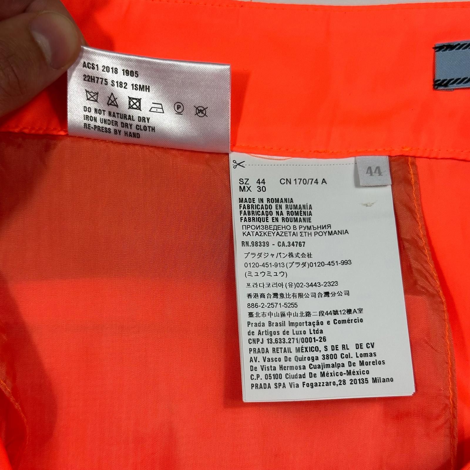 Prada Prada Milano 2018 Orange Nylon Gabardine Logo Trousers - S/M Size US 30 / EU 46 - 8 Thumbnail