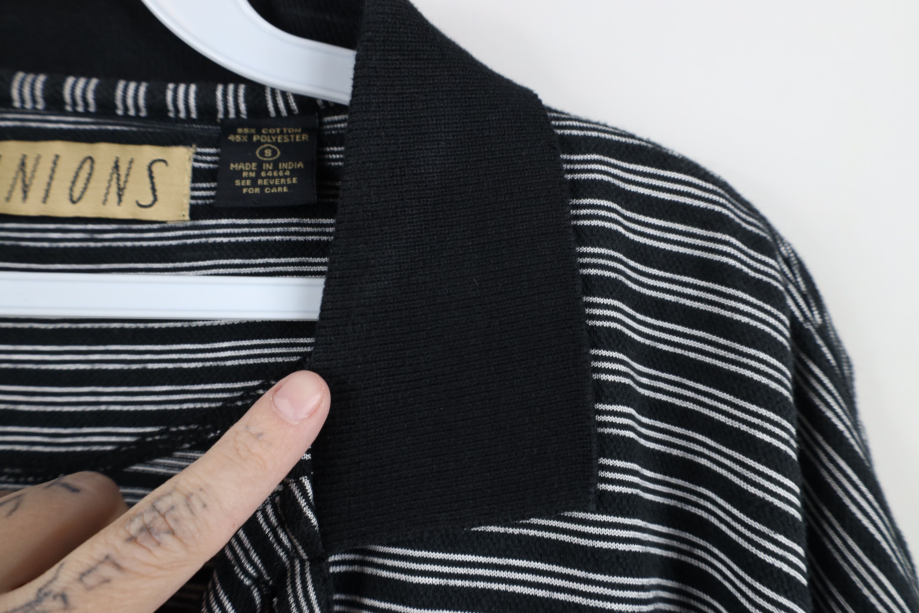 Vintage Vintage 90s Streetwear Knit Baggy Fit Golf Polo Shirt Black Size US S / EU 44-46 / 1 - 5 Thumbnail
