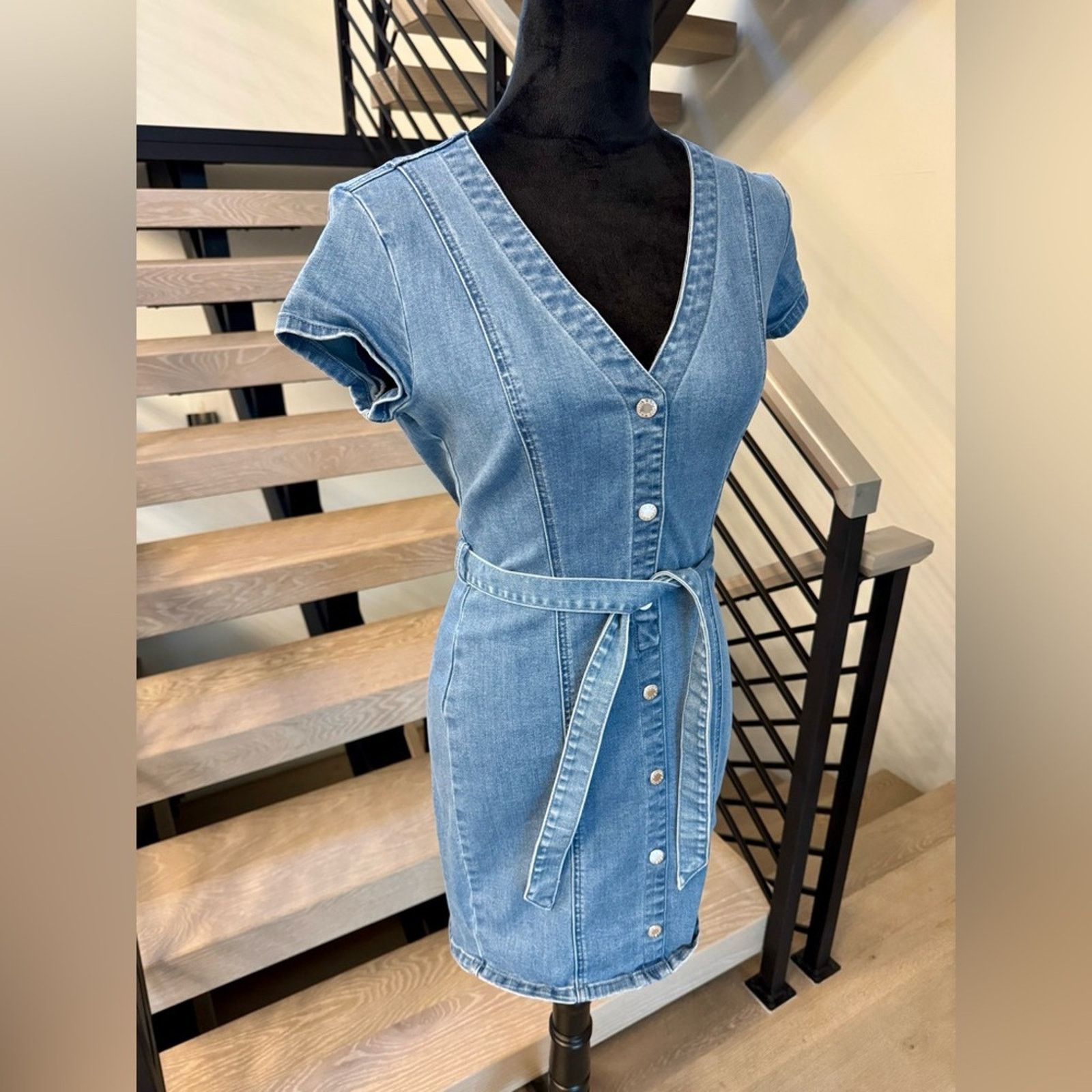 New Guess Denim Button-Down Belted Dress size XS