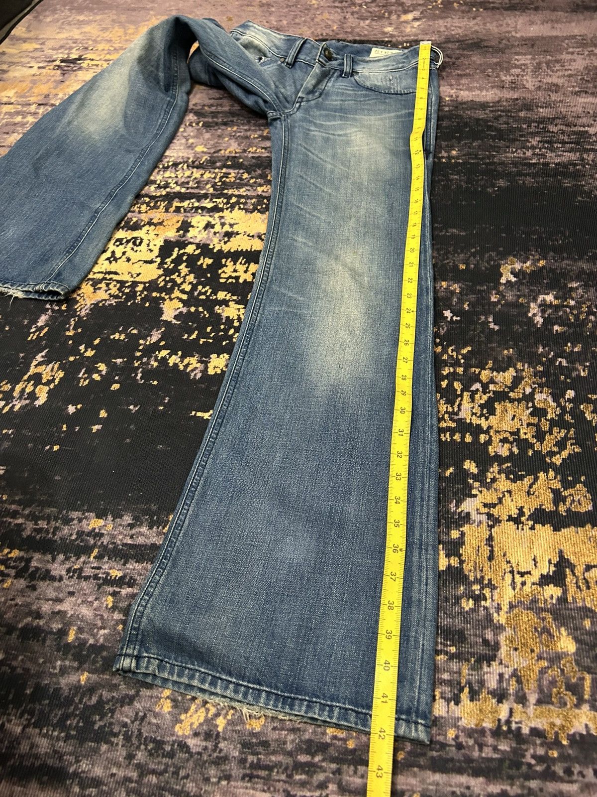 Diesel Diesel Vixy Blue Wash Flare Jeans Size US 28 / EU 44 - 25 Thumbnail