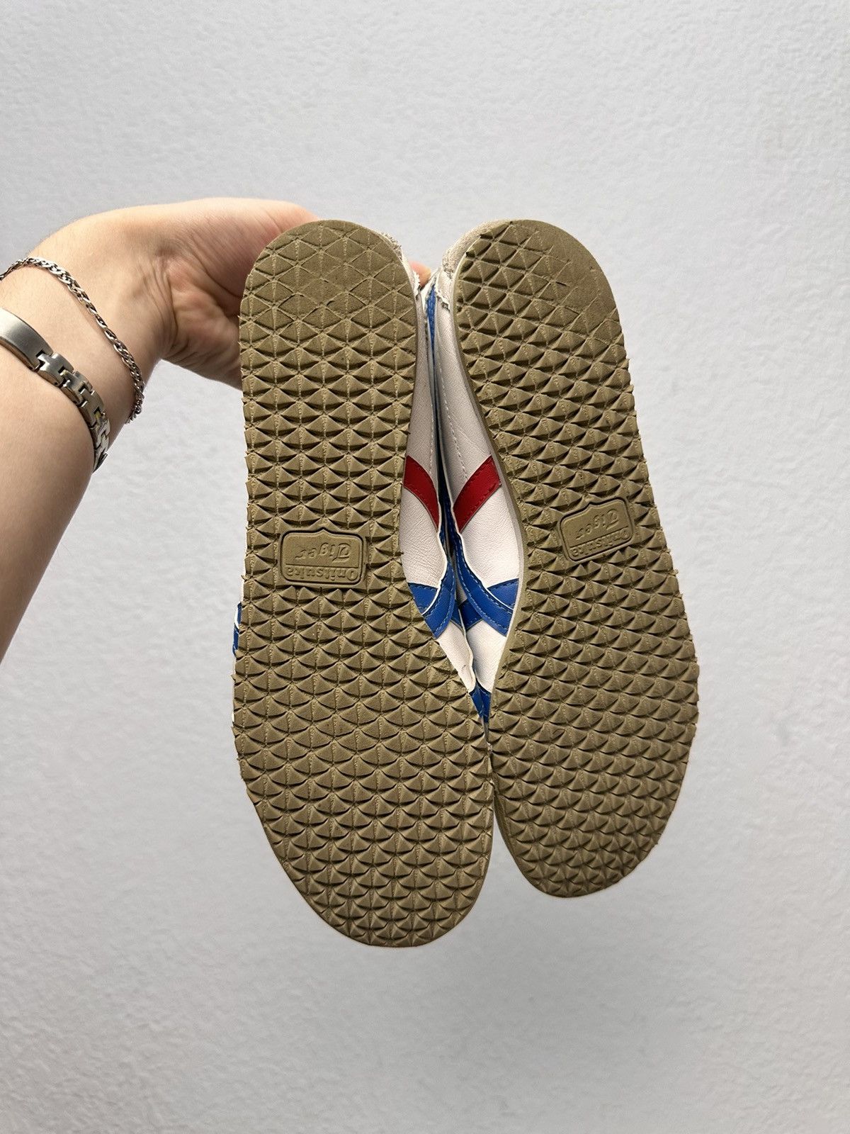 Onitsuka Tiger Onitsuka Tiger Mexico 66 White/Blue/Red Size 39.5 Size US 9.5 / IT 39.5 - 10 Thumbnail