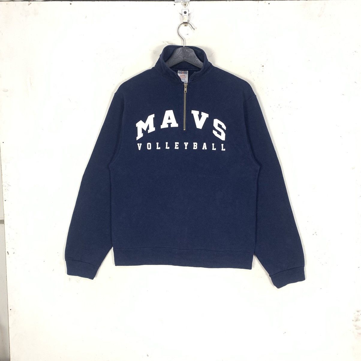 Vintage Vintage Jerzees MAVS Volleyball Streetwear Halfzip Fleece Size US M / EU 48-50 / 2 - 1 Thumbnail