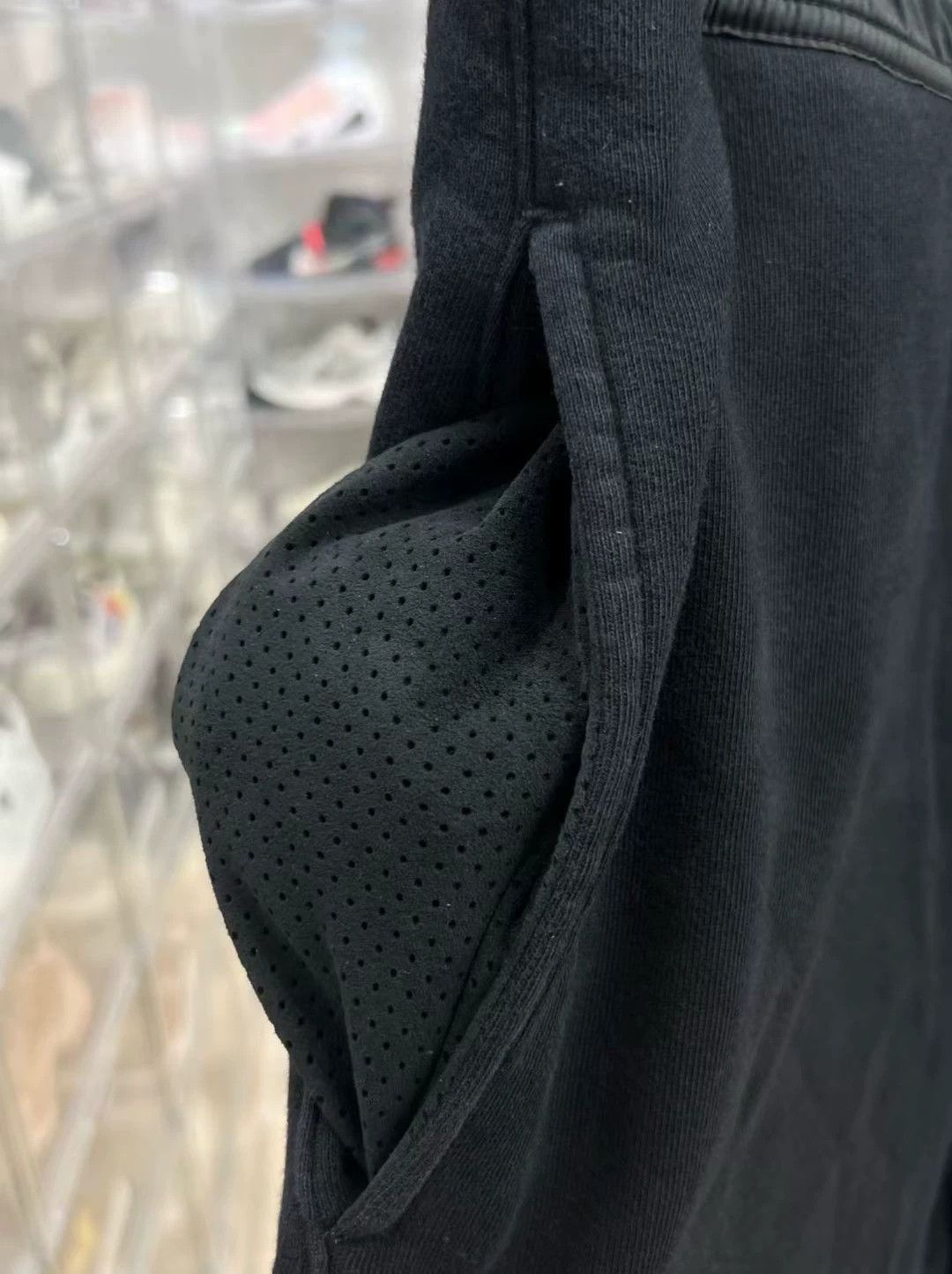 Fear of God Fear of God 6TH Faded Wash Black Jogger Pants Size 32" / US 10 / IT 46 - 4 Thumbnail