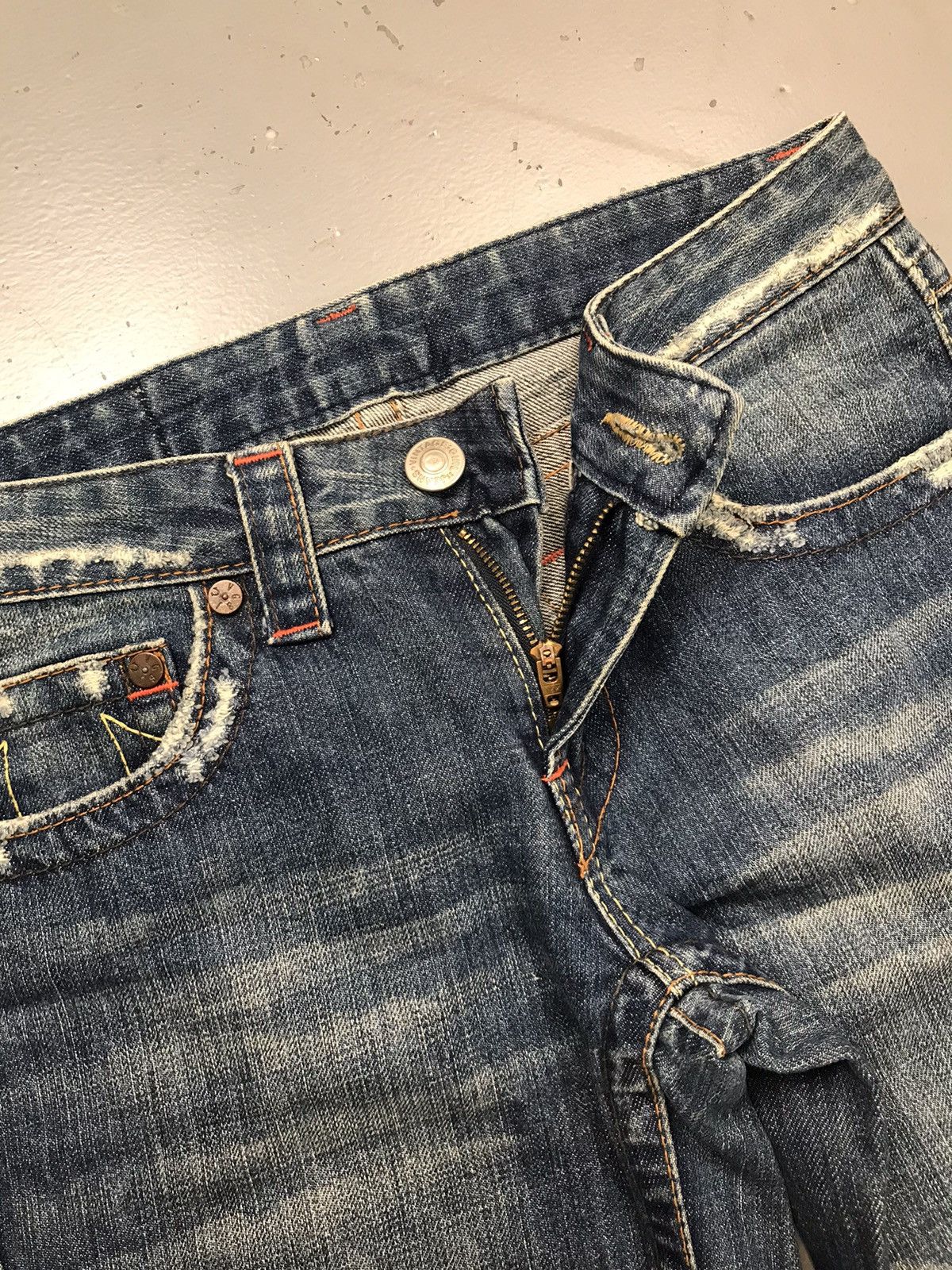 Designer Vintage true vintage distressed bootcut denim Size 30" / US 8 / IT 44 - 8 Thumbnail