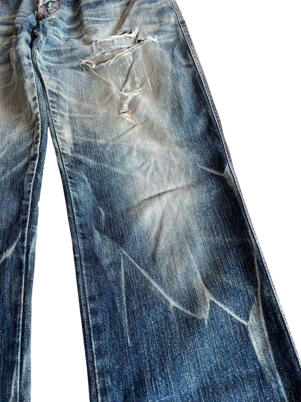 Edwin Vintage Flare Edwin 503 Blue Trip Clawmark Distress Jean Size US 33 - 5 Thumbnail