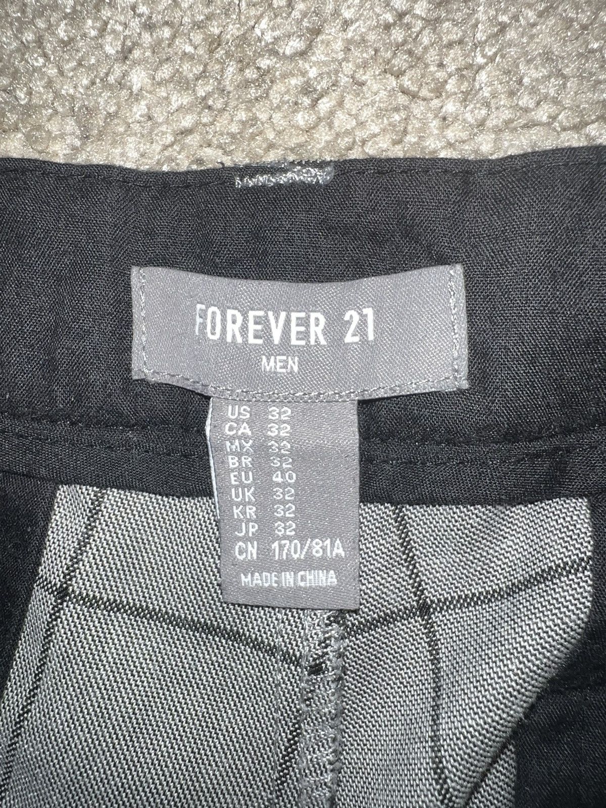 Forever 21 Forever 21 Plaid Skater Pants Size US 32 / EU 48 - 4 Thumbnail