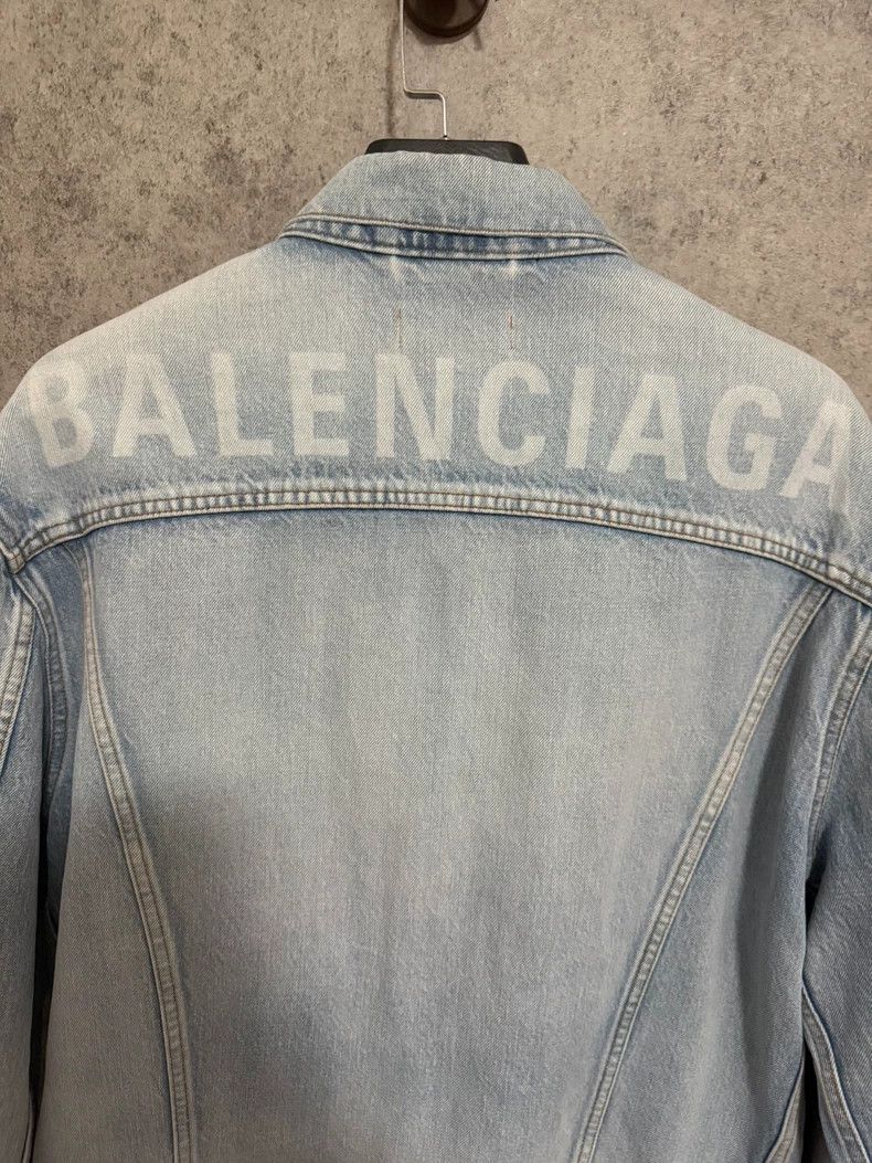Balenciaga Balenciaga Washed blue back monogram logo denim jacket Size US S / EU 44-46 / 1 - 2 Thumbnail