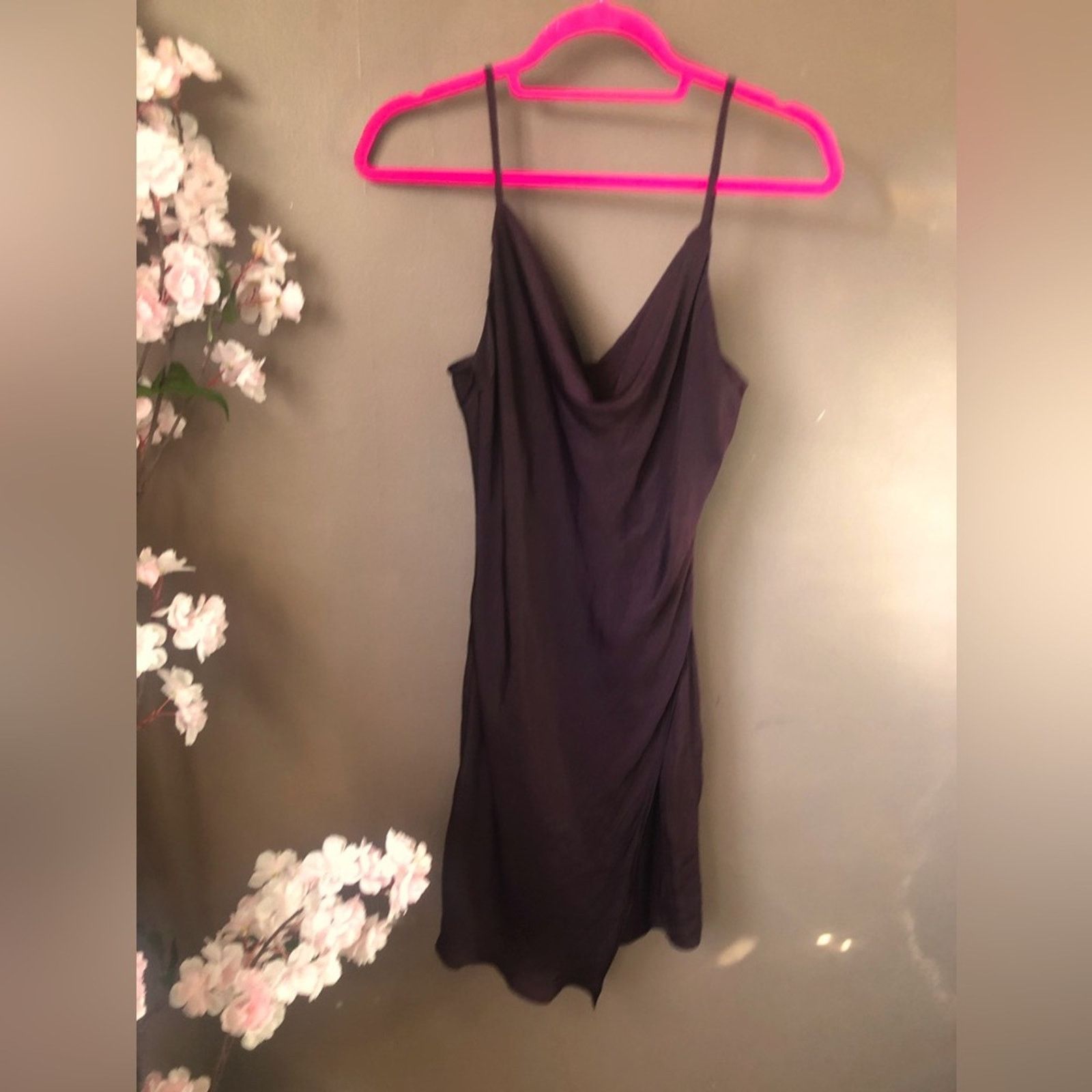 NBDN Nobrandedon Silky slip dress purple with side ruffle and slit. Size M / US 6-8 / IT 42-44 - 1 Thumbnail