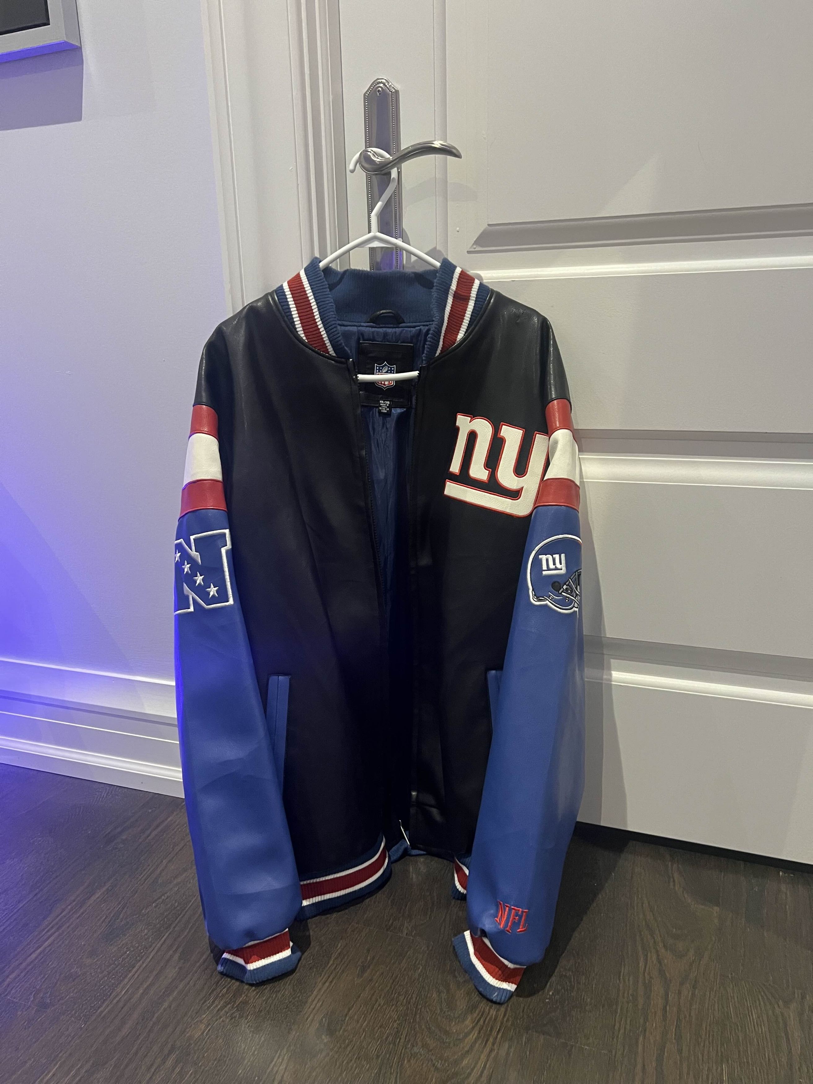 NFL Official Licensed New York Giants Leather Jacket Size US XXL / EU 58 / 5 - 2 Thumbnail