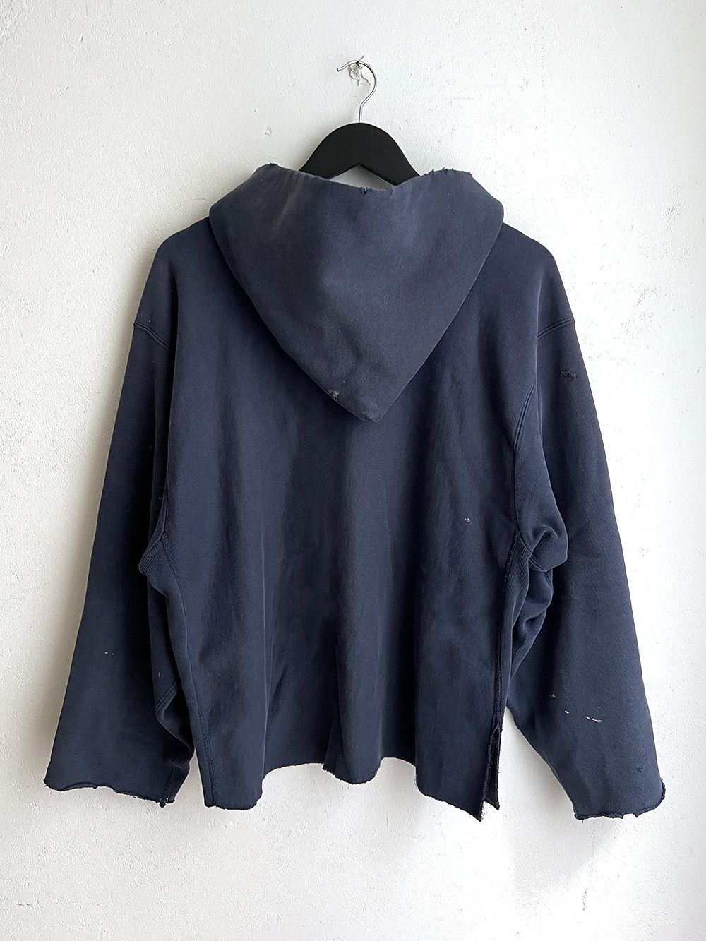 Champion Vintage 90s Reverse Weave Made in USA Distressed Navy Hoodie Size US XL / EU 56 / 4 - 2 Thumbnail