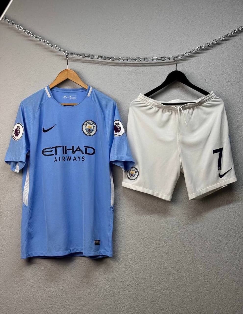 Other Nike Manchester City Sterling 2017 Vintage Suits Blockcore Size US L / EU 52-54 / 3 - 5 Thumbnail