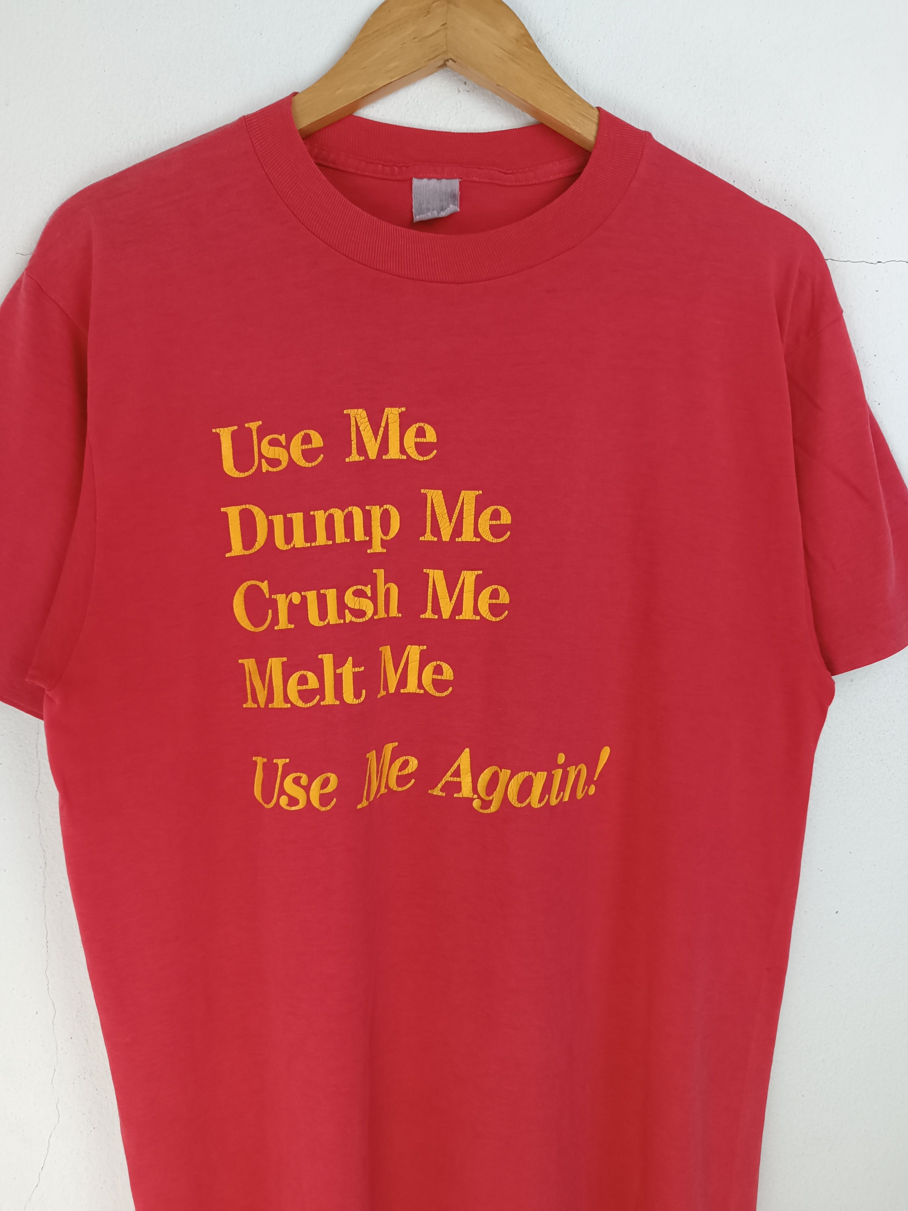 Vintage VINTAGE 90'S GLASS RECYCLE USE ME DUMP ME HUMOR FUNNY TEE Size US M / EU 48-50 / 2 - 9 Thumbnail