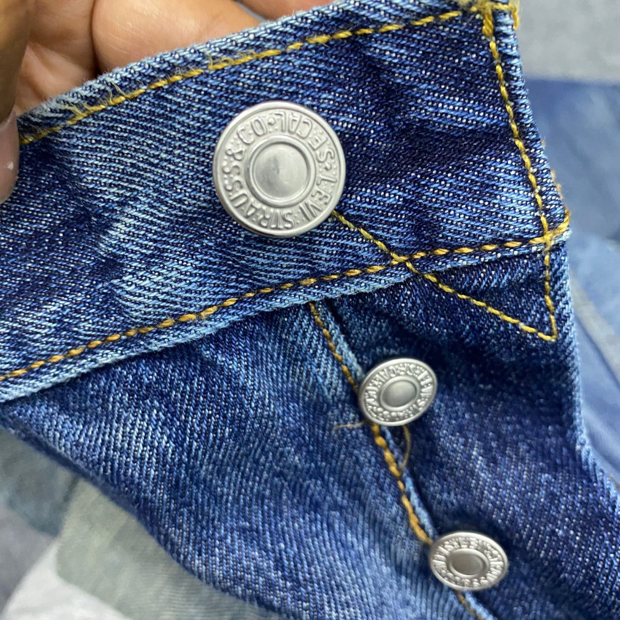Levi's Vintage Levis 501 Distressed Denim Kurt Cobain Style Size US 34 / EU 50 - 16 Thumbnail