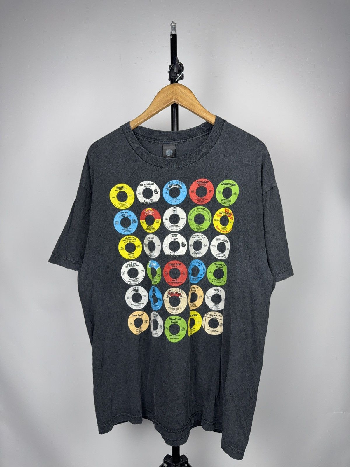 Stones Throw Records 00s Stone Throw Records Vinyl 45 RPM Graphic T-Shirt L-XL Size US XL / EU 56 / 4 - 1 Thumbnail