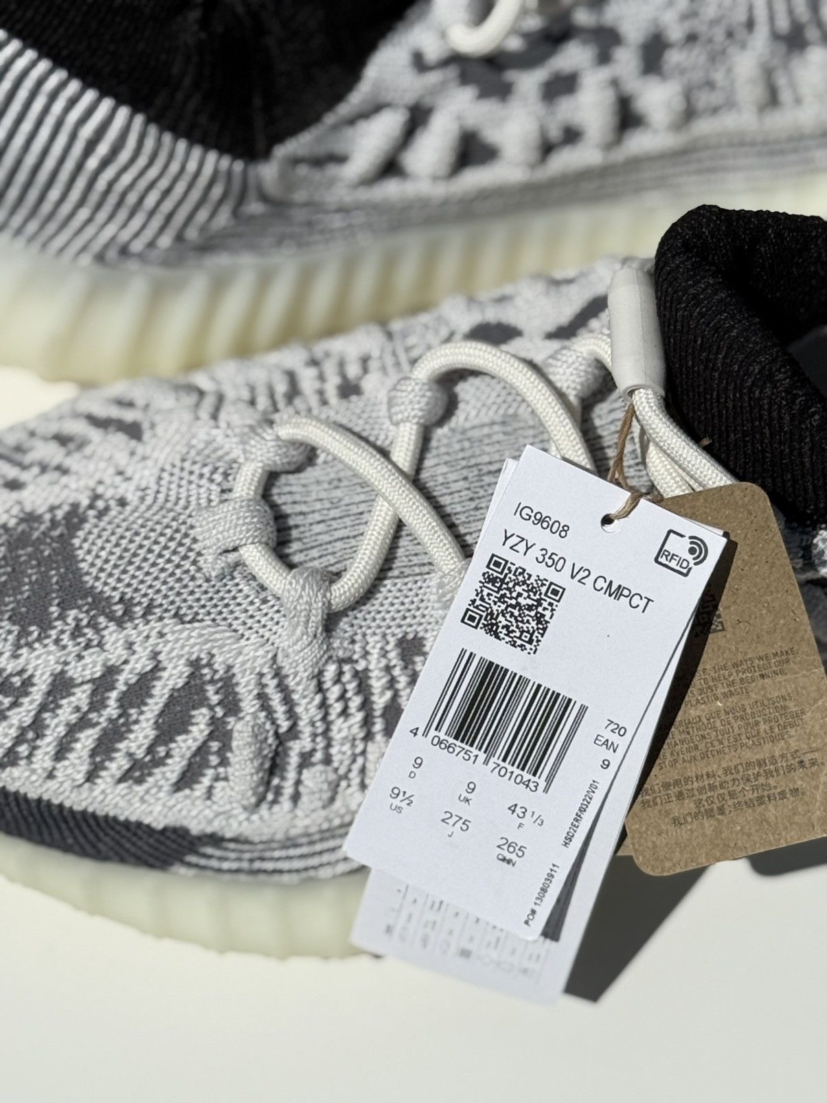 Yeezy New! Adidas Yeezy 350 V2 CMPCT Sneakers Size US 9.5 / EU 42-43 - 9 Thumbnail
