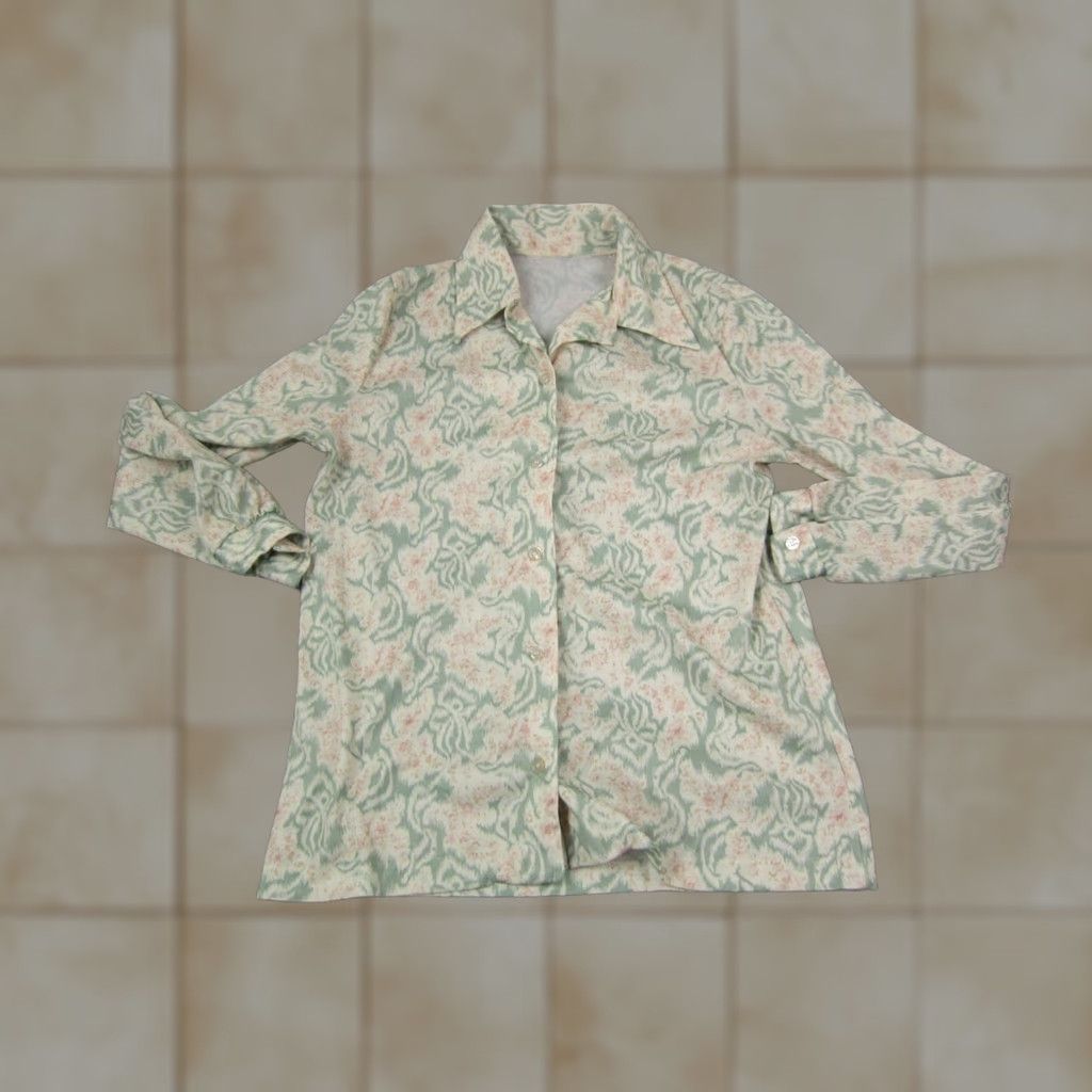 Vintage Vintage Shirt Womens S Green Floral 60s 70s Classic Button-Up Casual Cardigan? Size S / US 4 / IT 40 - 1 Thumbnail
