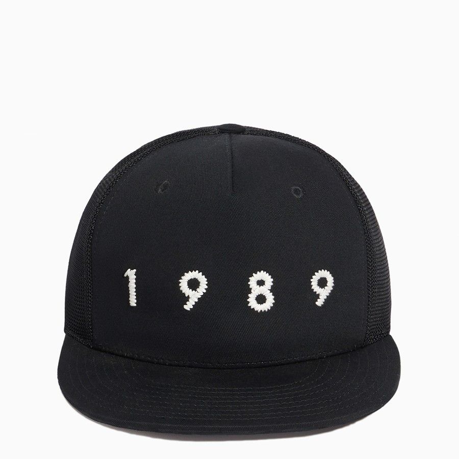 1989 STUDIO o1d2blof1124 Size: OS / Logo Cap / Hat in Black Size ONE SIZE - 1 Thumbnail