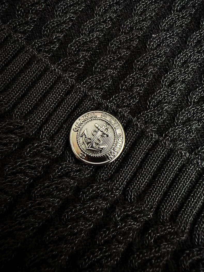 Chanel Chanel Hamburger series anchor buckle black long-sleeved k Size XS / US 0-2 / IT 36-38 - 3 Thumbnail