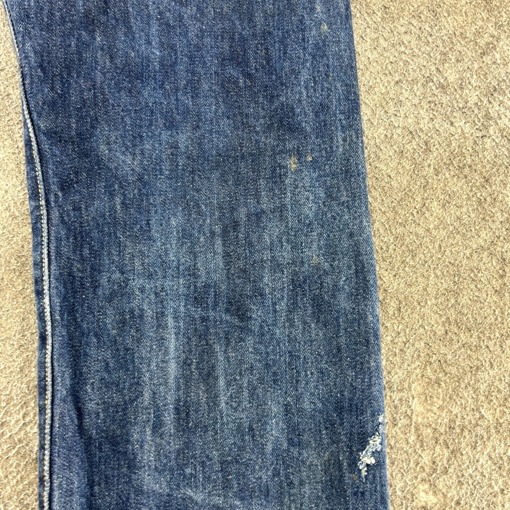 Levi's VINTAGE Levi's 501 Jeans Mens 33x30 Blue Straight Regular Fit Y2K Retro 90s Jeans Mens Size US 33 - 7 Thumbnail