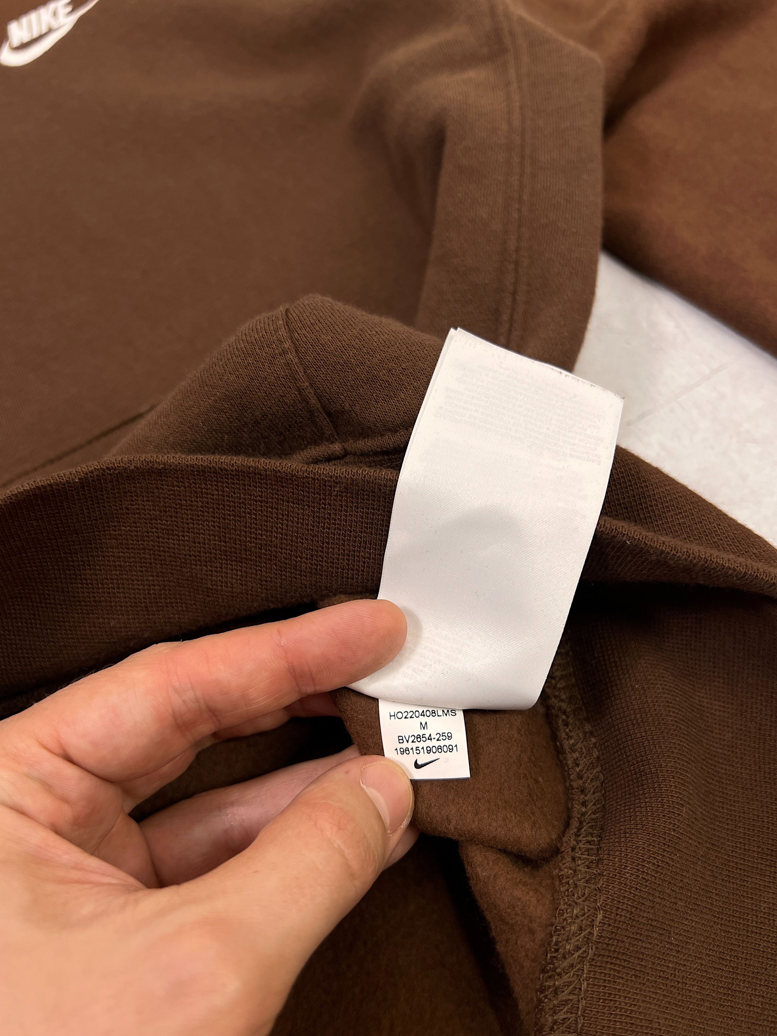 Nike Nike Brown Hoodie Small Swoosh Logo Size US M / EU 48-50 / 2 - 22 Thumbnail
