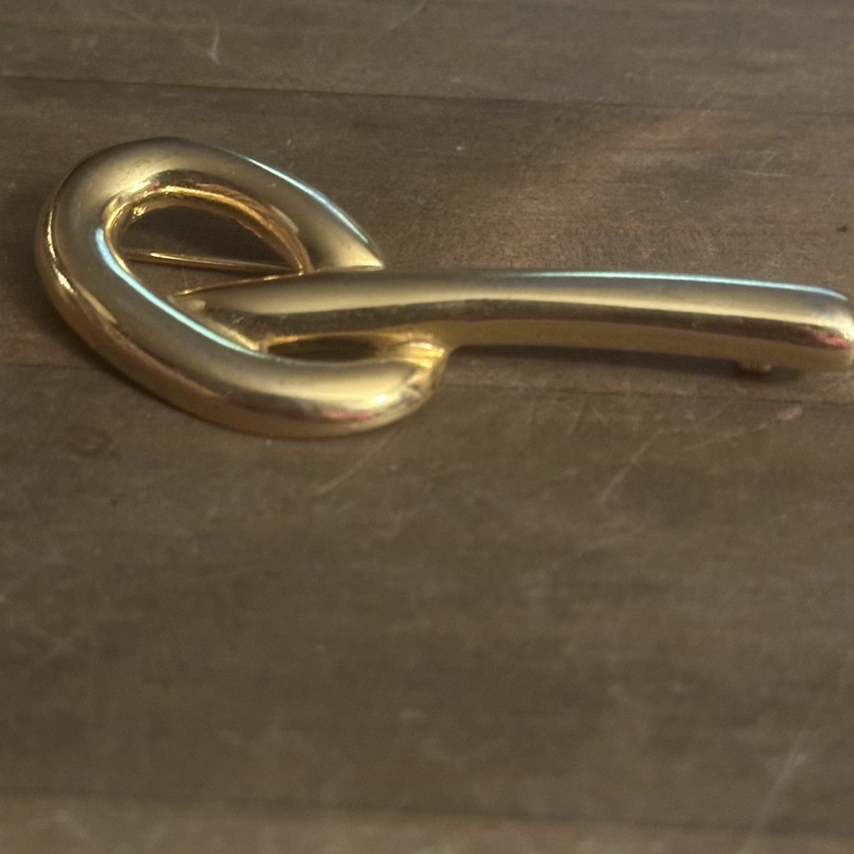 Vintage Vintage gold tone puffy letter P brooch Size ONE SIZE - 2 Thumbnail