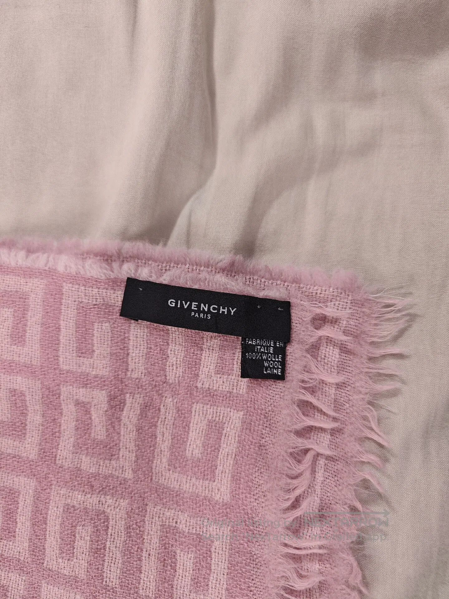 Givenchy Givenchy Italian Wool Scarf in Pink. Size ONE SIZE - 2 Thumbnail