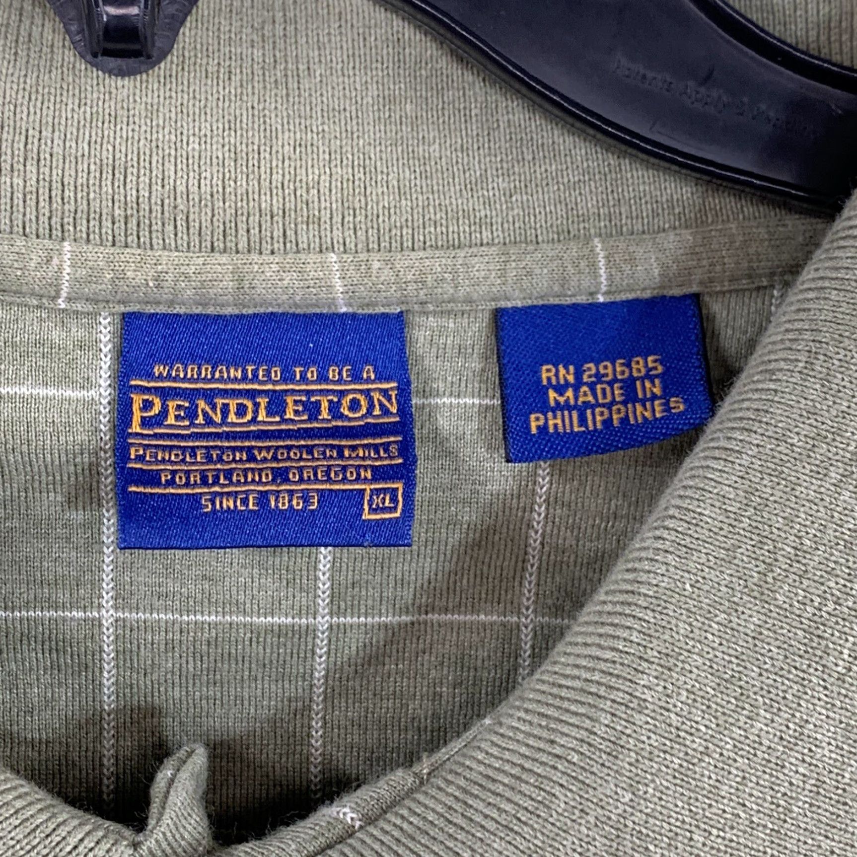 Pendleton VINTAGE Pendleton Button-Down Shirt Men XL Green Stripes Short Sleeve Casual Workwear 2000s Sir Pendleton Size US XL / EU 56 / 4 - 3 Thumbnail