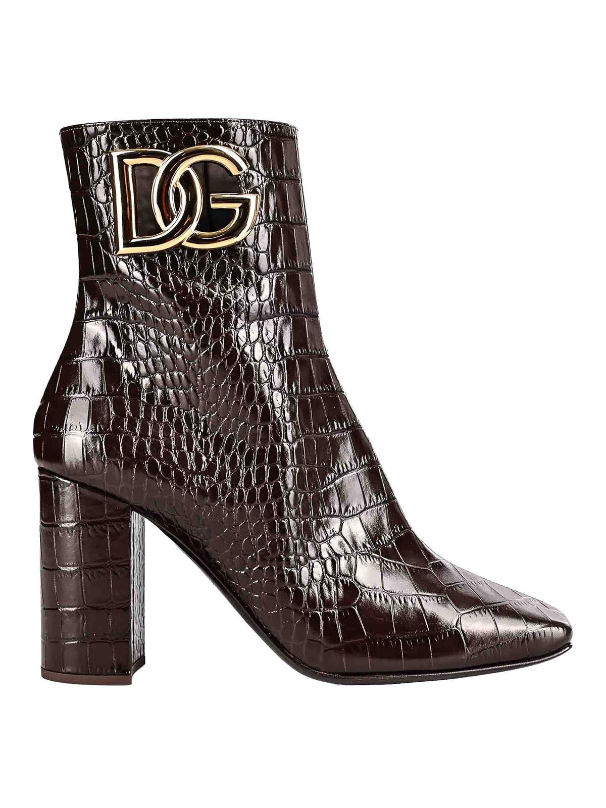 o1y0825 Ankle Boots in Dark Brown