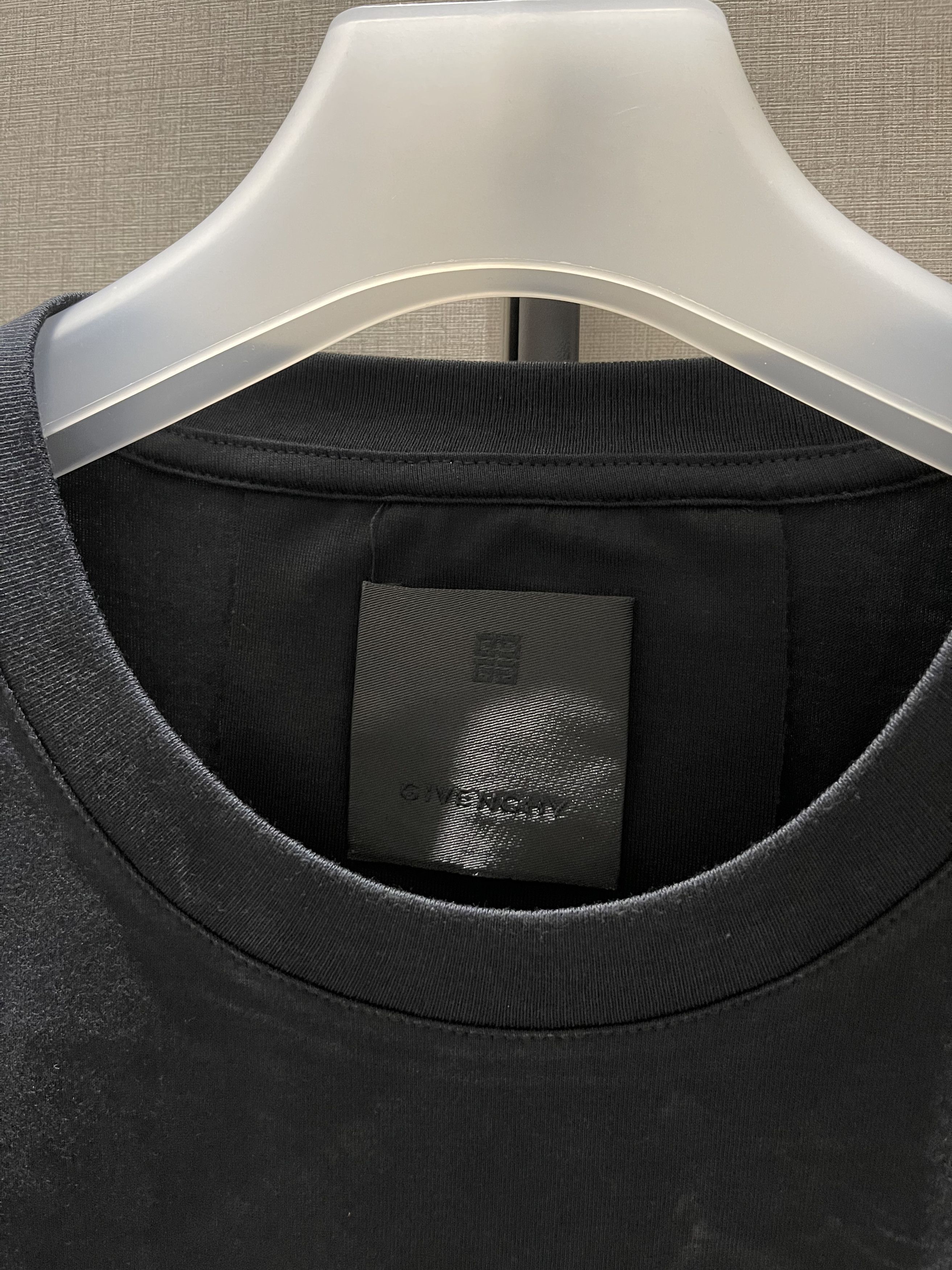 Givenchy Givenchy 4G Padlock Print T Shirt Size US XL / EU 56 / 4 - 5 Thumbnail