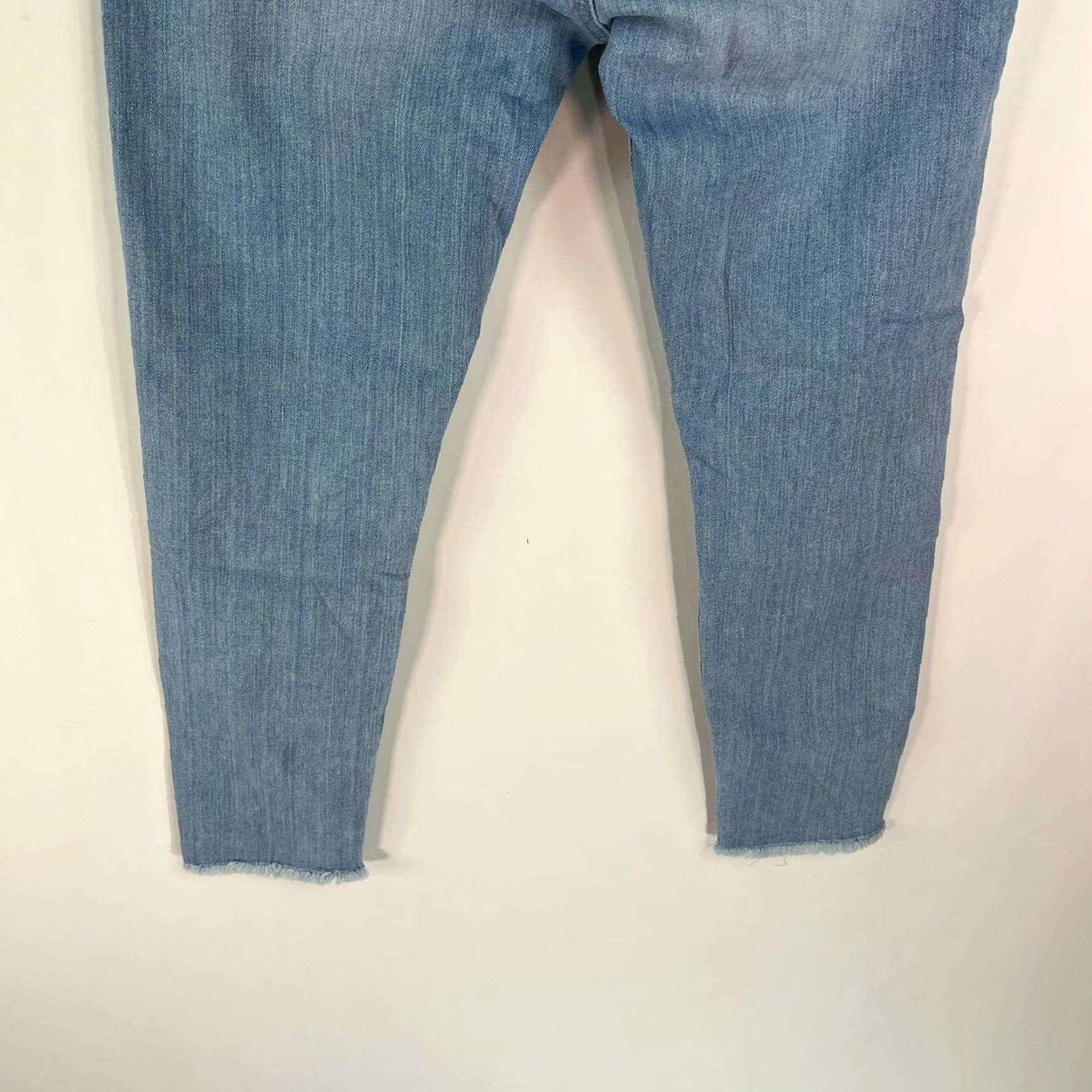 Loft Loft Jeans Women's Modern Skinny Distressed Hem Ankle Blue Denim Size 27/4 28X29 Size 27" / US 4 / IT 40 - 7 Thumbnail