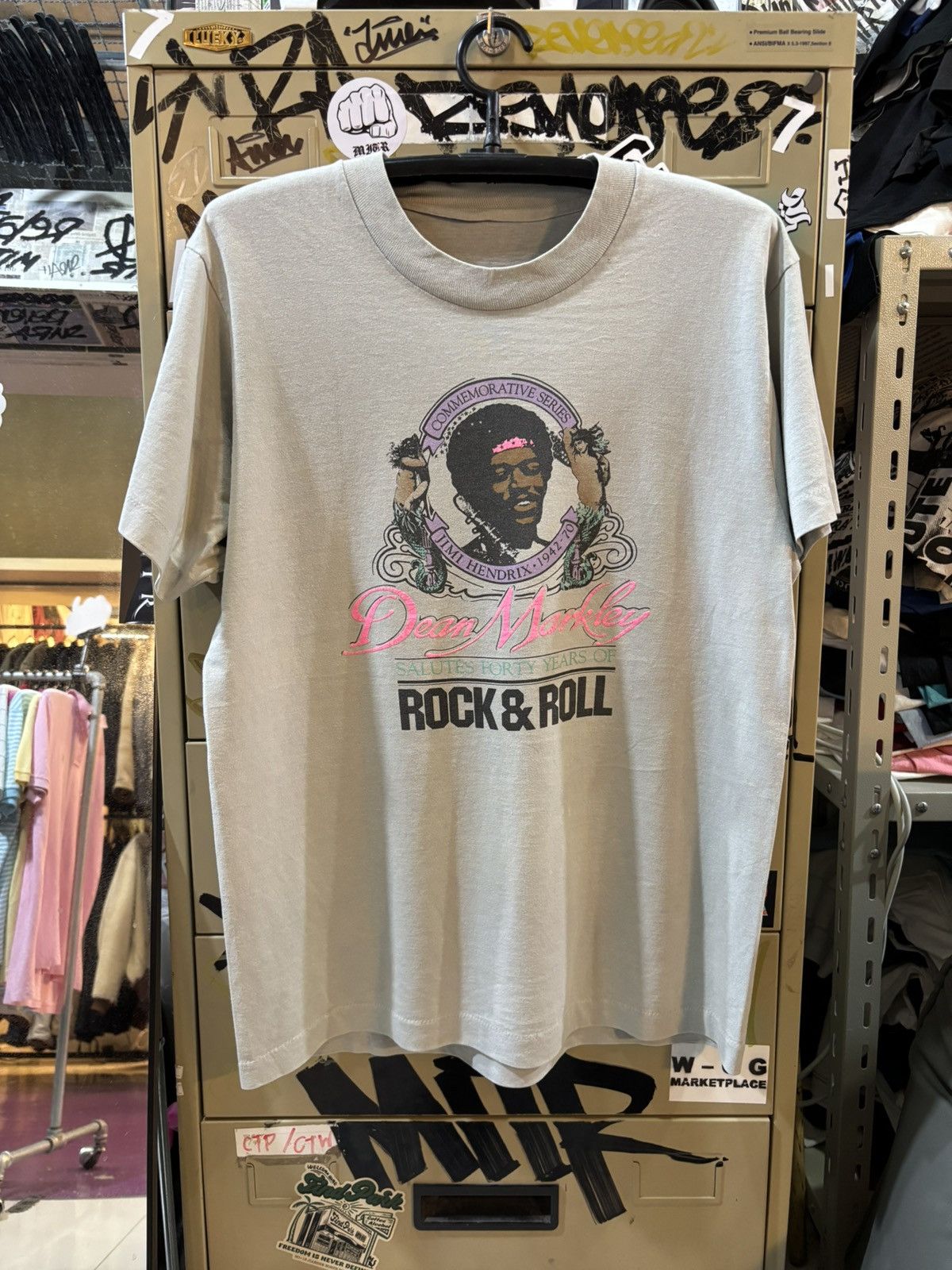 Jimi Hendrix Jimi Hendrix vintage tee 80’s Size US L / EU 52-54 / 3 - 1 Thumbnail