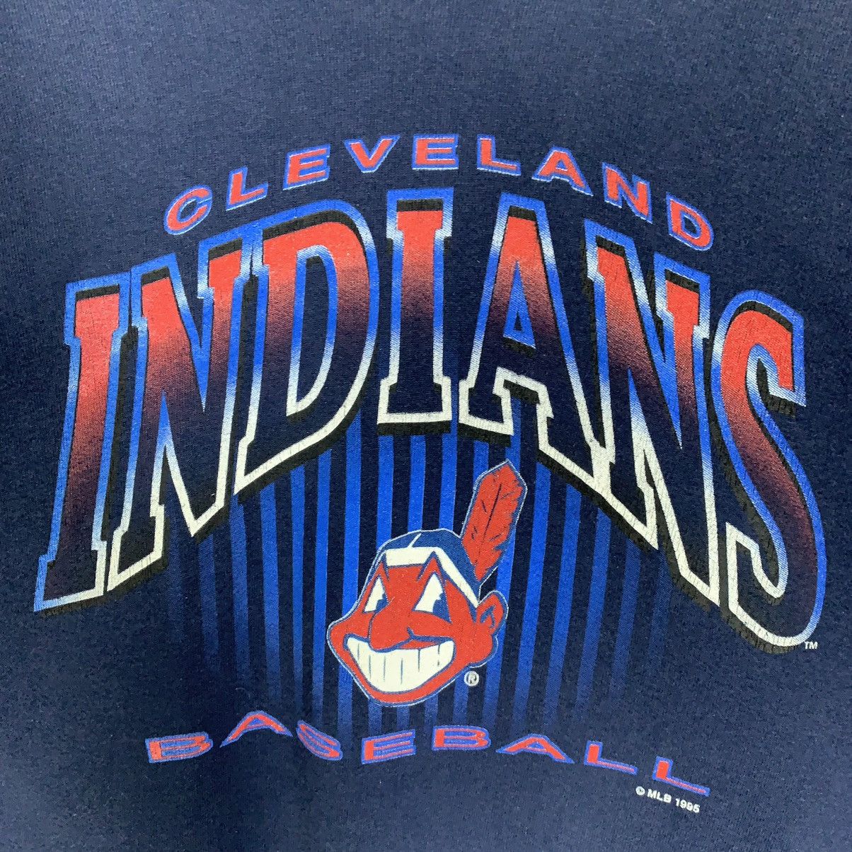 MLB × Vintage 90s Salem Sportswear Indians Cleeveland Sweatshirt Size US L / EU 52-54 / 3 - 3 Thumbnail