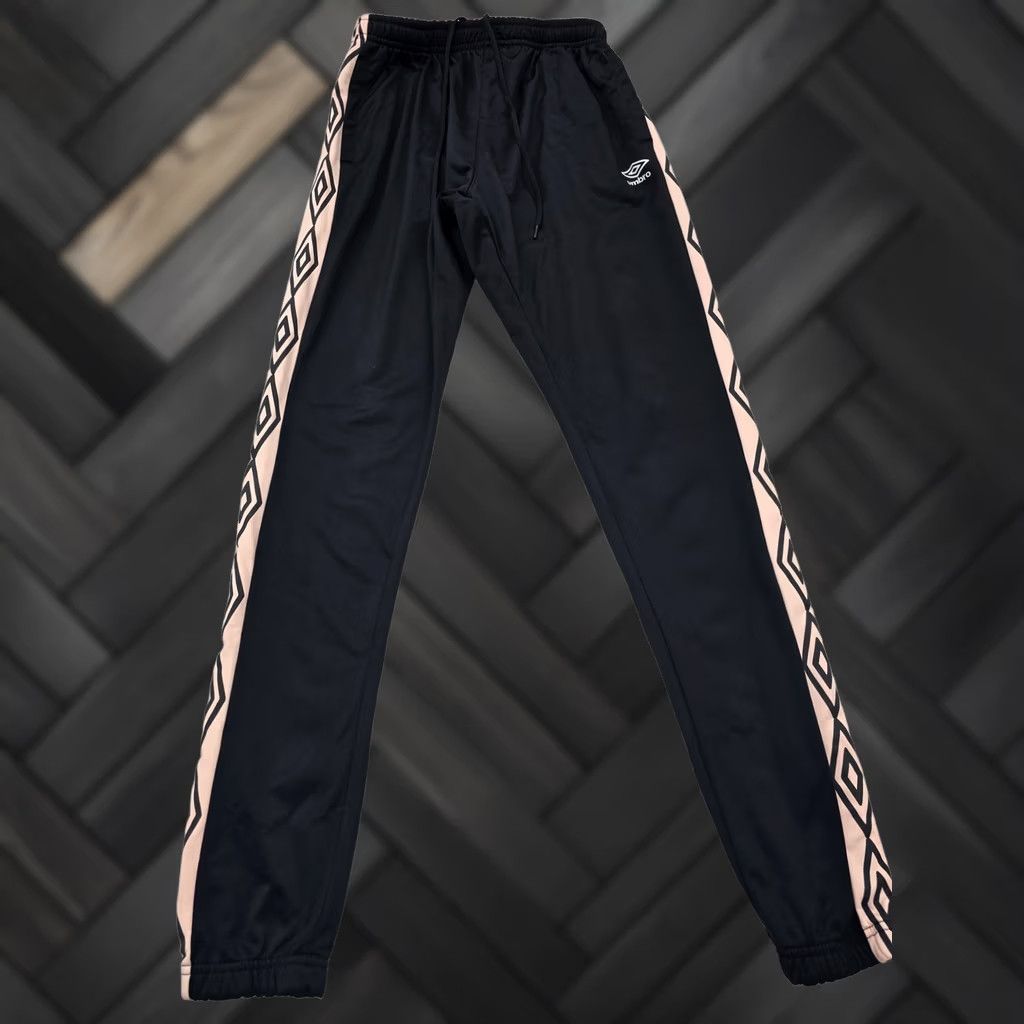 Umbro Umbro Track Pants Umbro Men's Black/Pink Diamond Track Pants L EUR Training NWT Size US 33 - 1 Thumbnail
