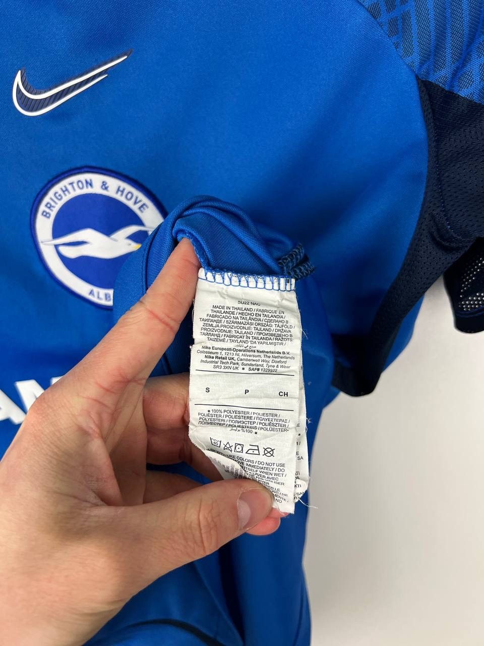 Vintage Brighton Hove Albion Nike 2022-23 t-shirts size S Size US S / EU 44-46 / 1 - 4 Thumbnail