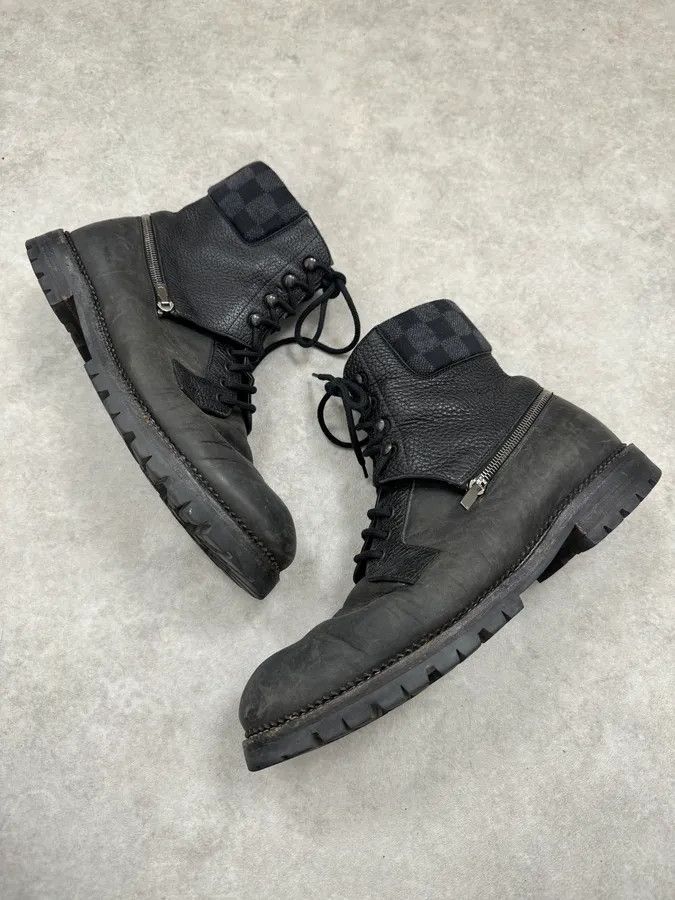 Louis Vuitton Louis Vuitton Lace-Up Detachable Black Eroded Leather Boots Size US 9 / EU 42 - 3 Thumbnail