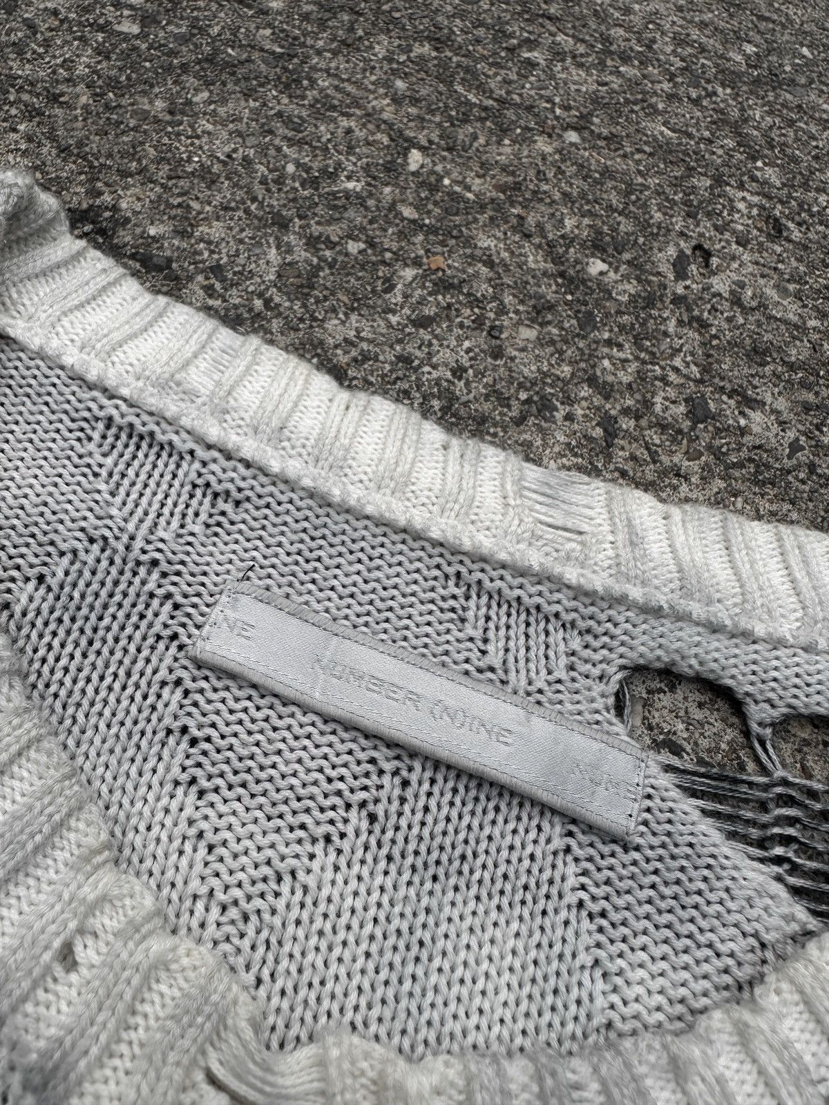 Number (N)ine Number(N)ine AW02 “The Modern Age” Knitted Striped Size US M / EU 48-50 / 2 - 8 Thumbnail
