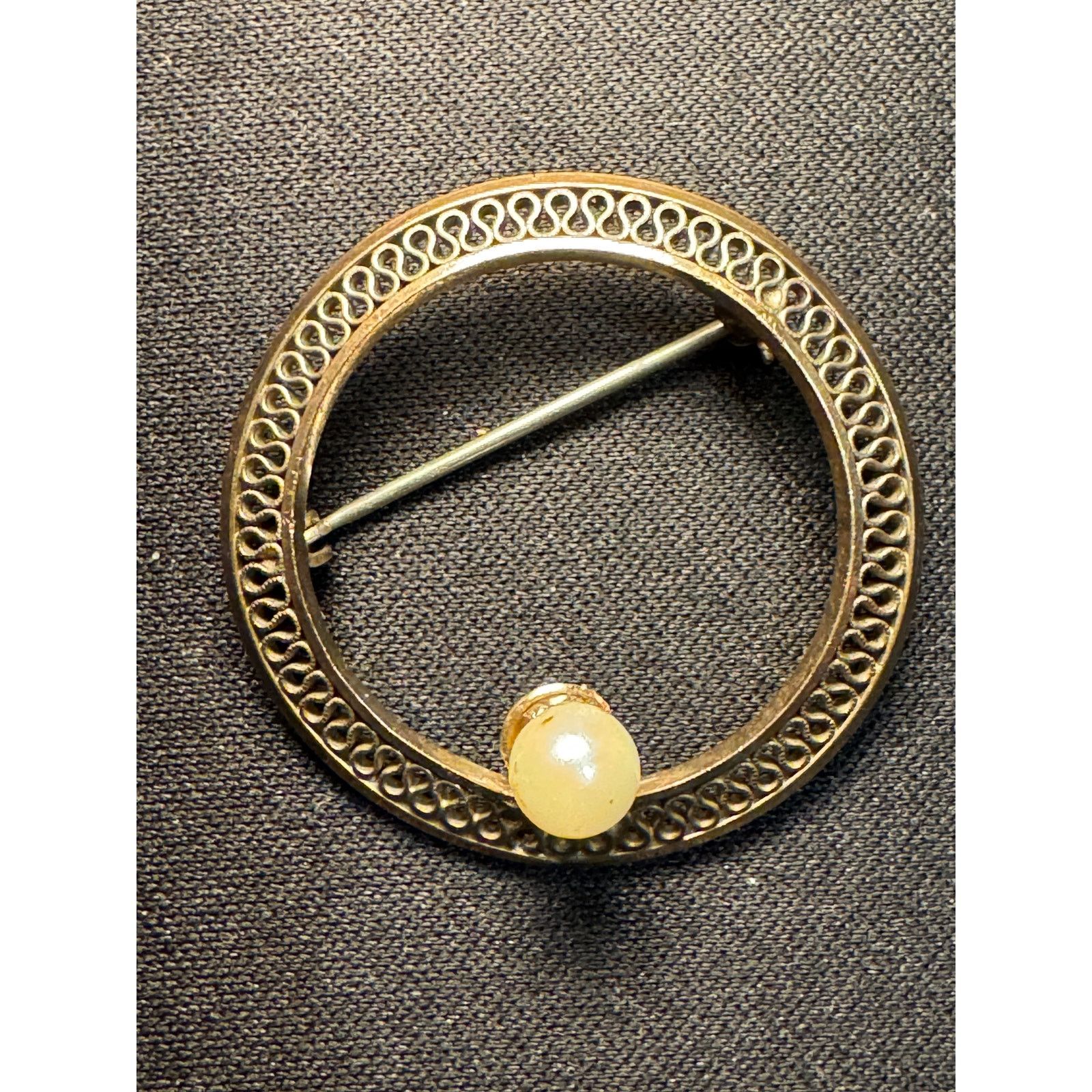 Other Vintage 1/20 12k Gold Filled Circle Real Pearl Brooch Size ONE SIZE - 2 Thumbnail