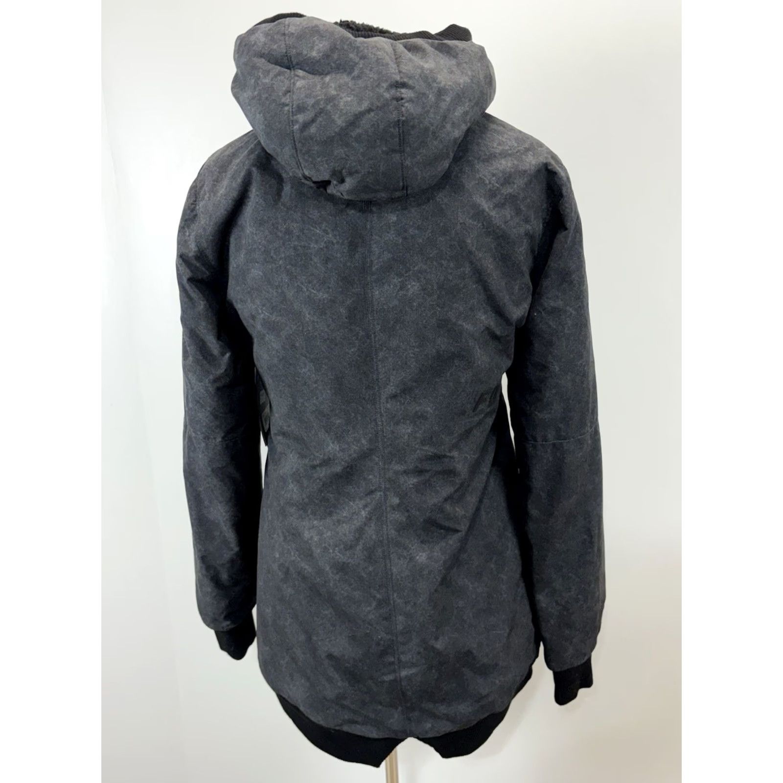 Vintage VINTAGE? No. Fox Metrics Jacket Women M Gray Hood Ski Snowboard Casual Zip Mid-Length Polyester Size M / US 6-8 / IT 42-44 - 3 Thumbnail