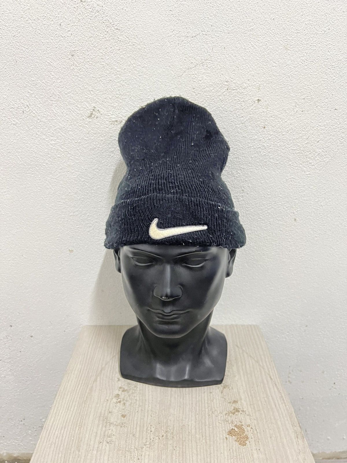 Nike Vintage Nike Swoosh Beanie Hat Size ONE SIZE - 2 Thumbnail